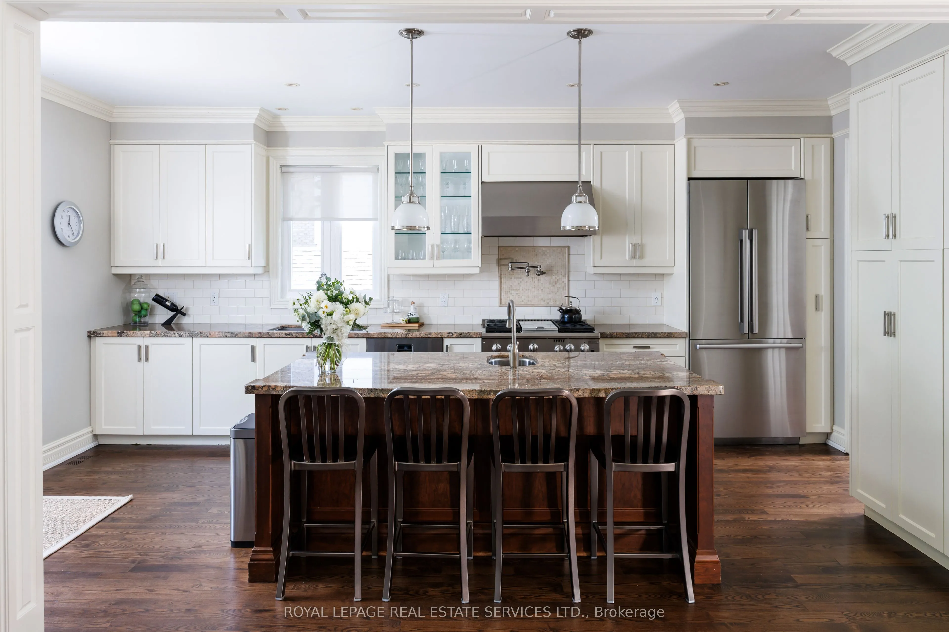 4 Springbrook Gardens
