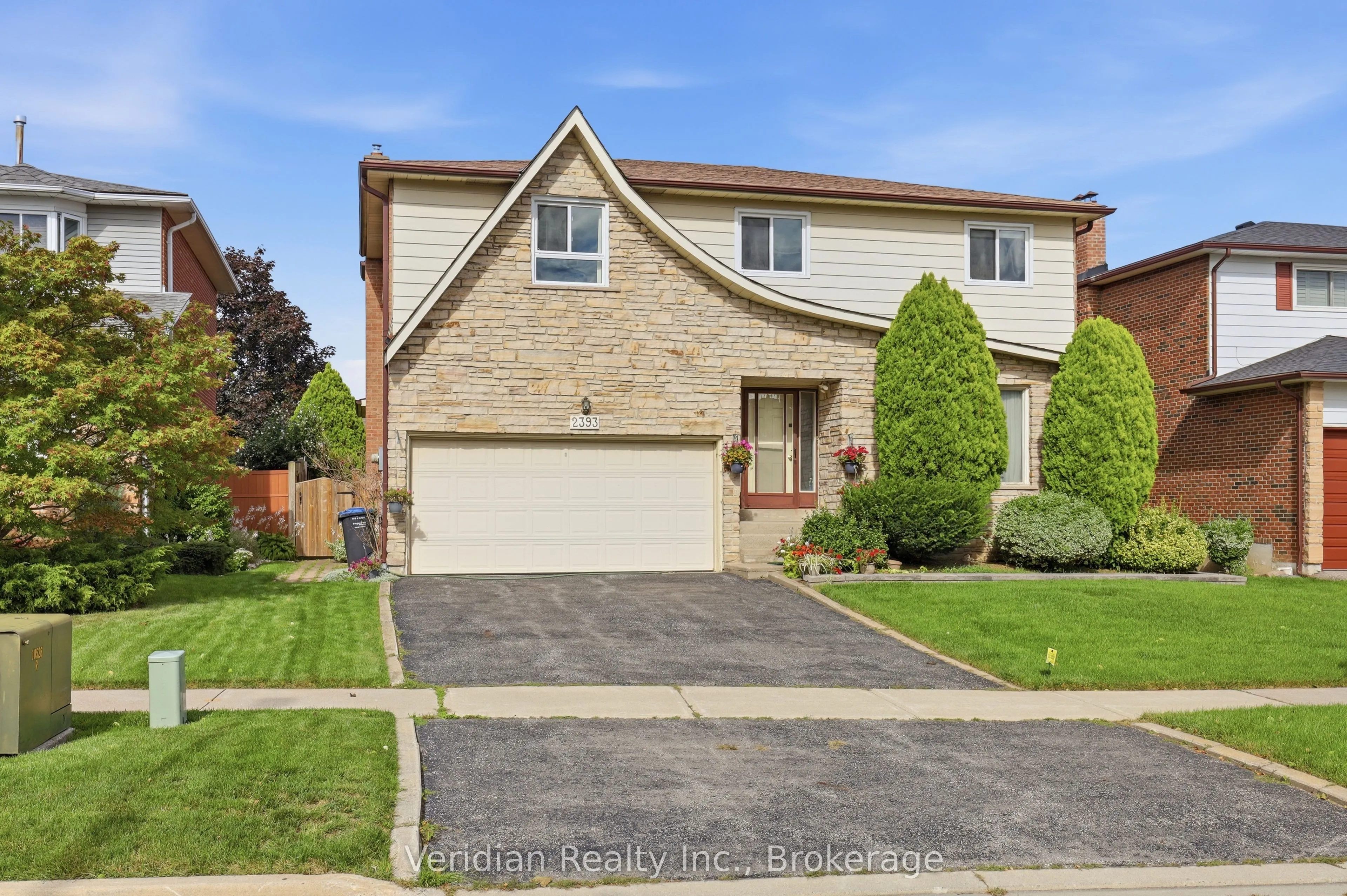 2393 Carlanne Place