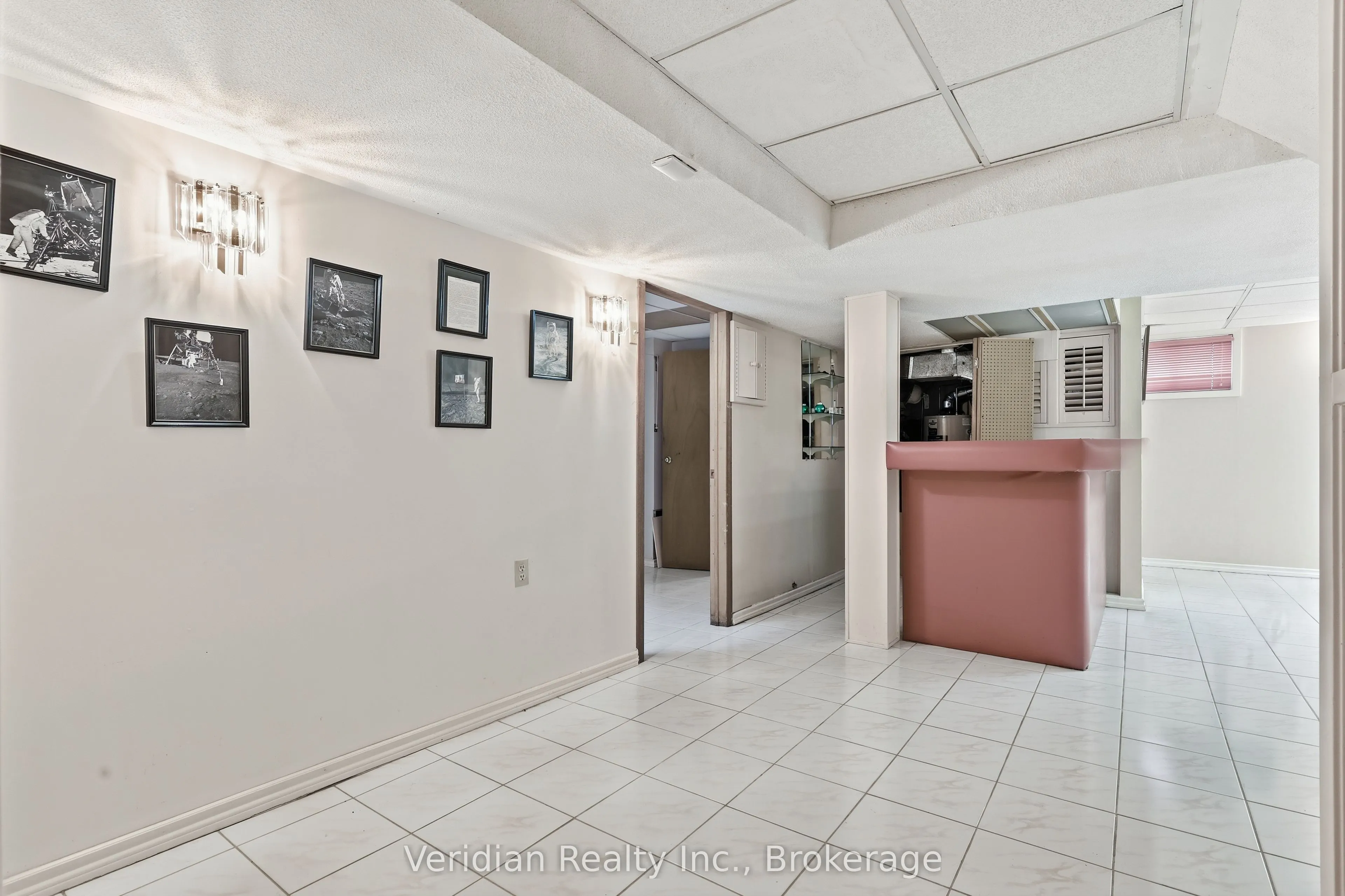 2393 Carlanne Place