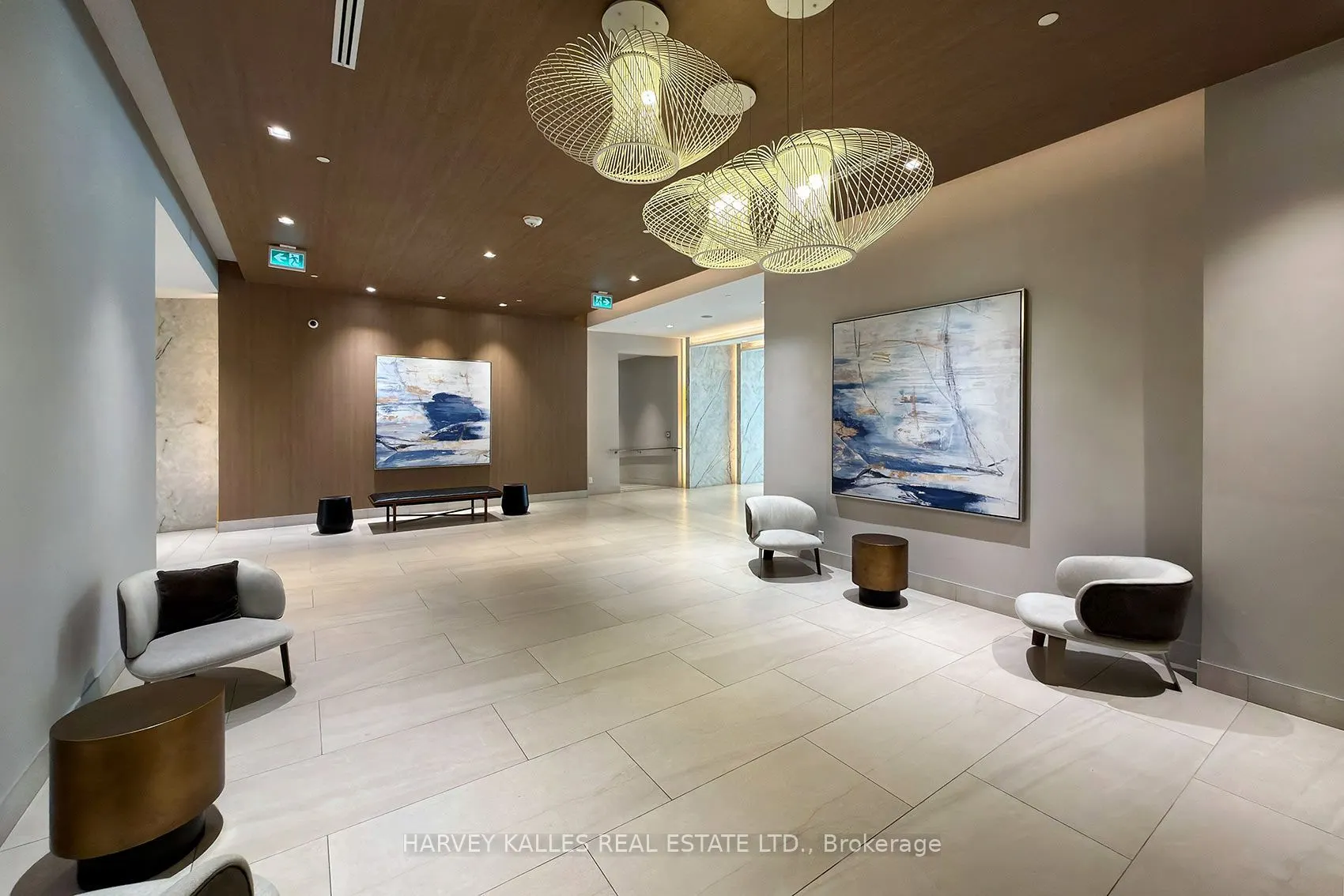 4208 Dundas Street W #412