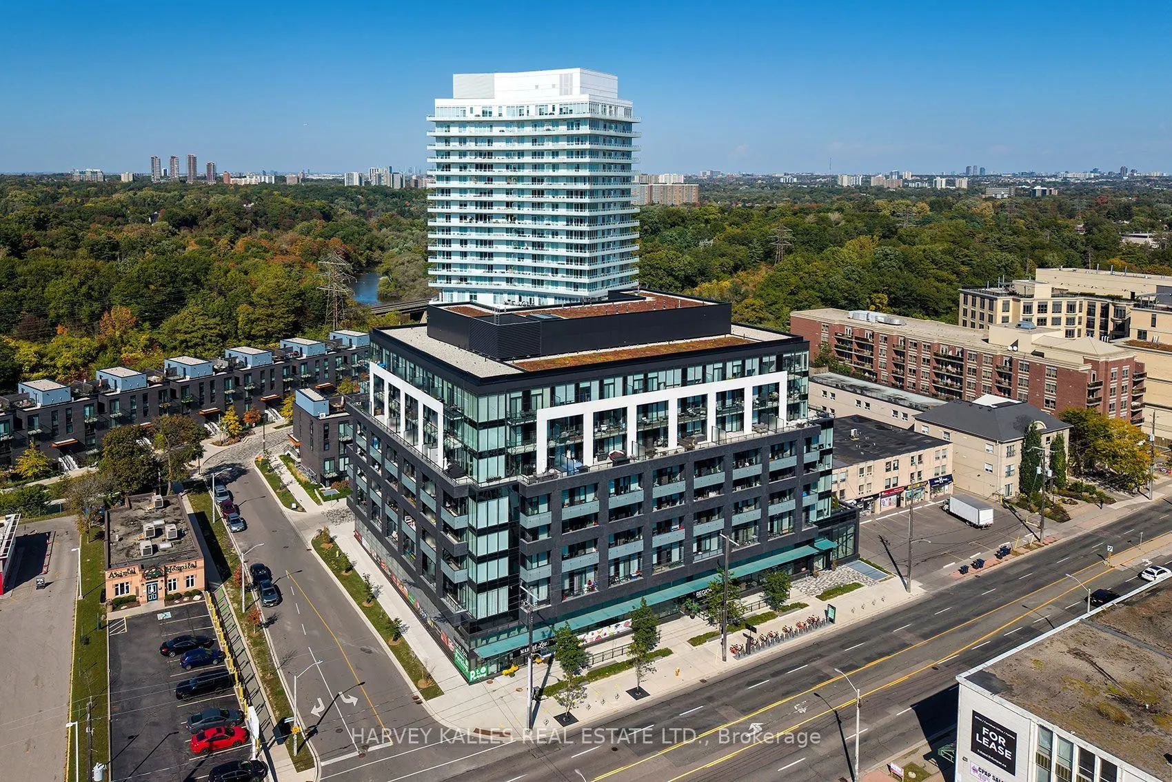 4208 Dundas Street W #412