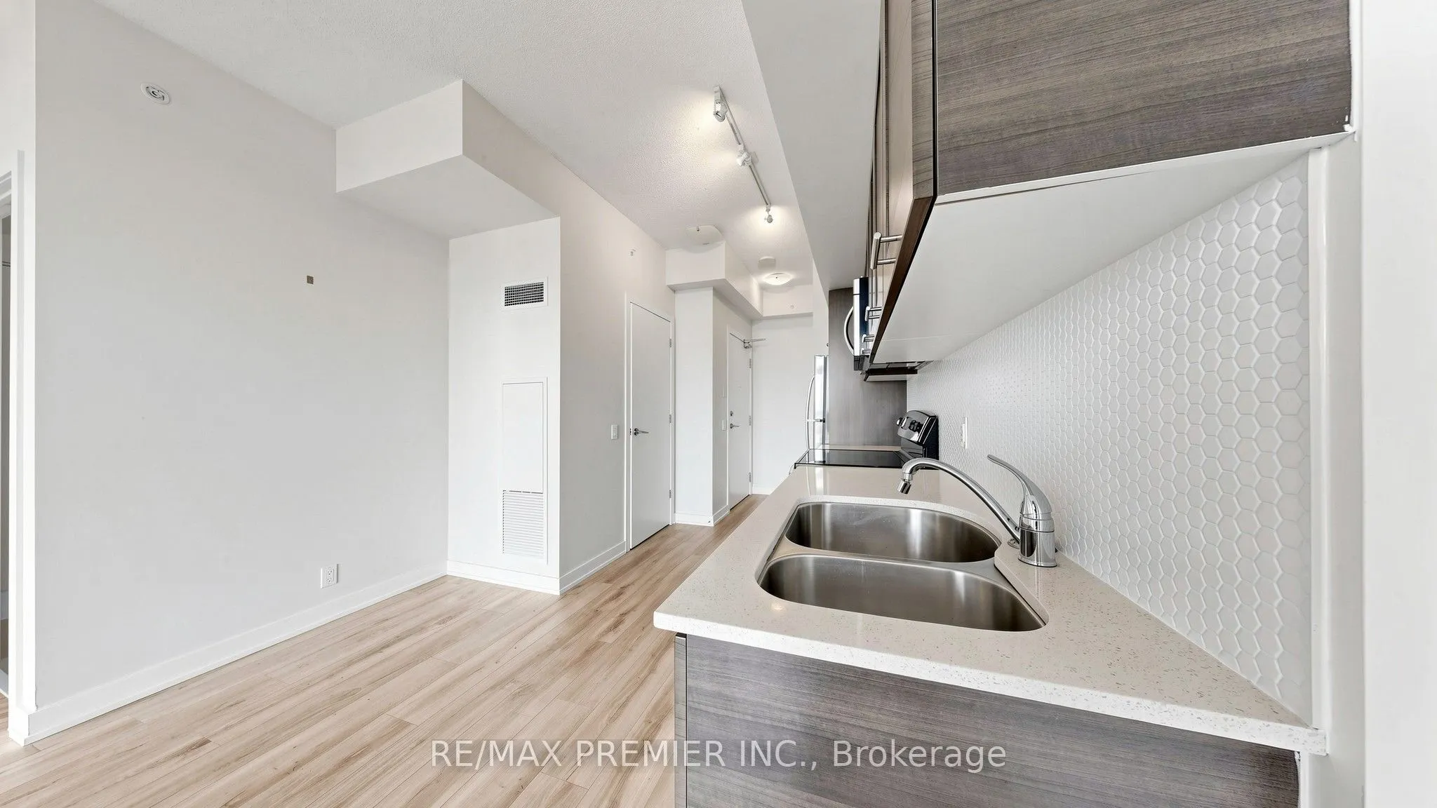 2200 Lake Shore Boulevard W #4706