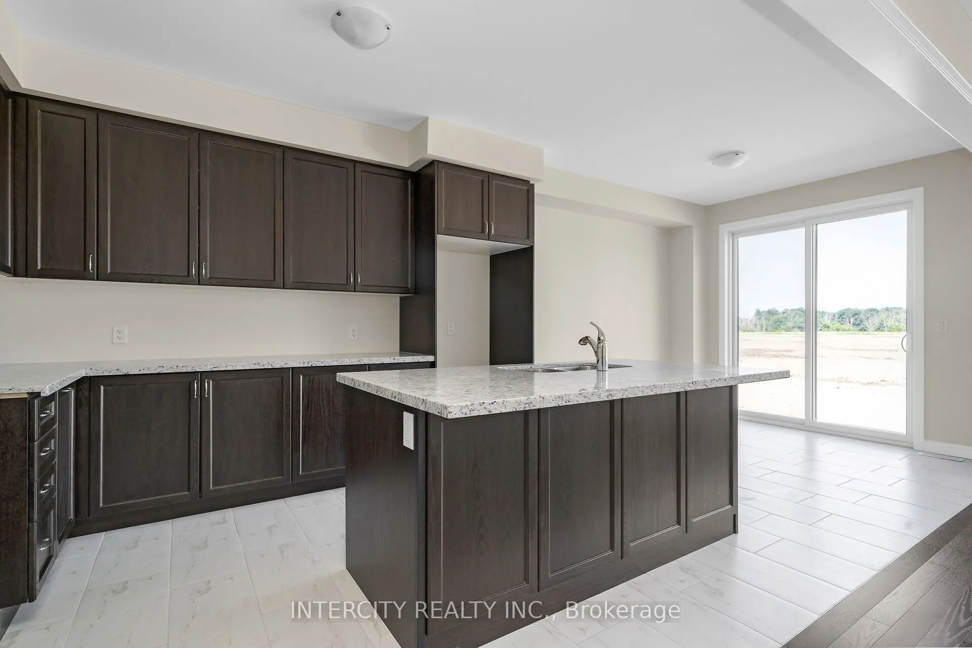 32 Damara Road #Lot 70