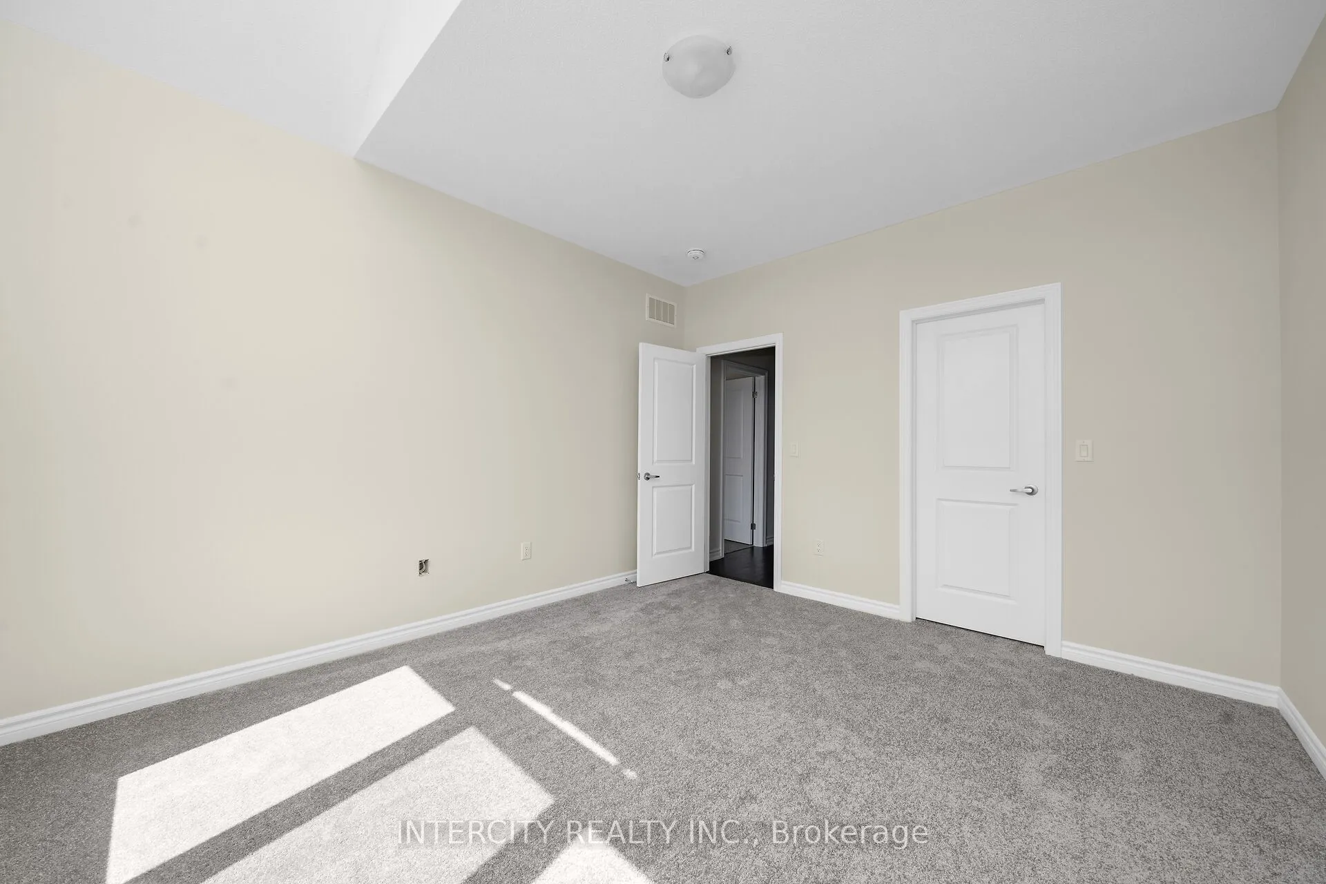 32 Damara Road #Lot 70