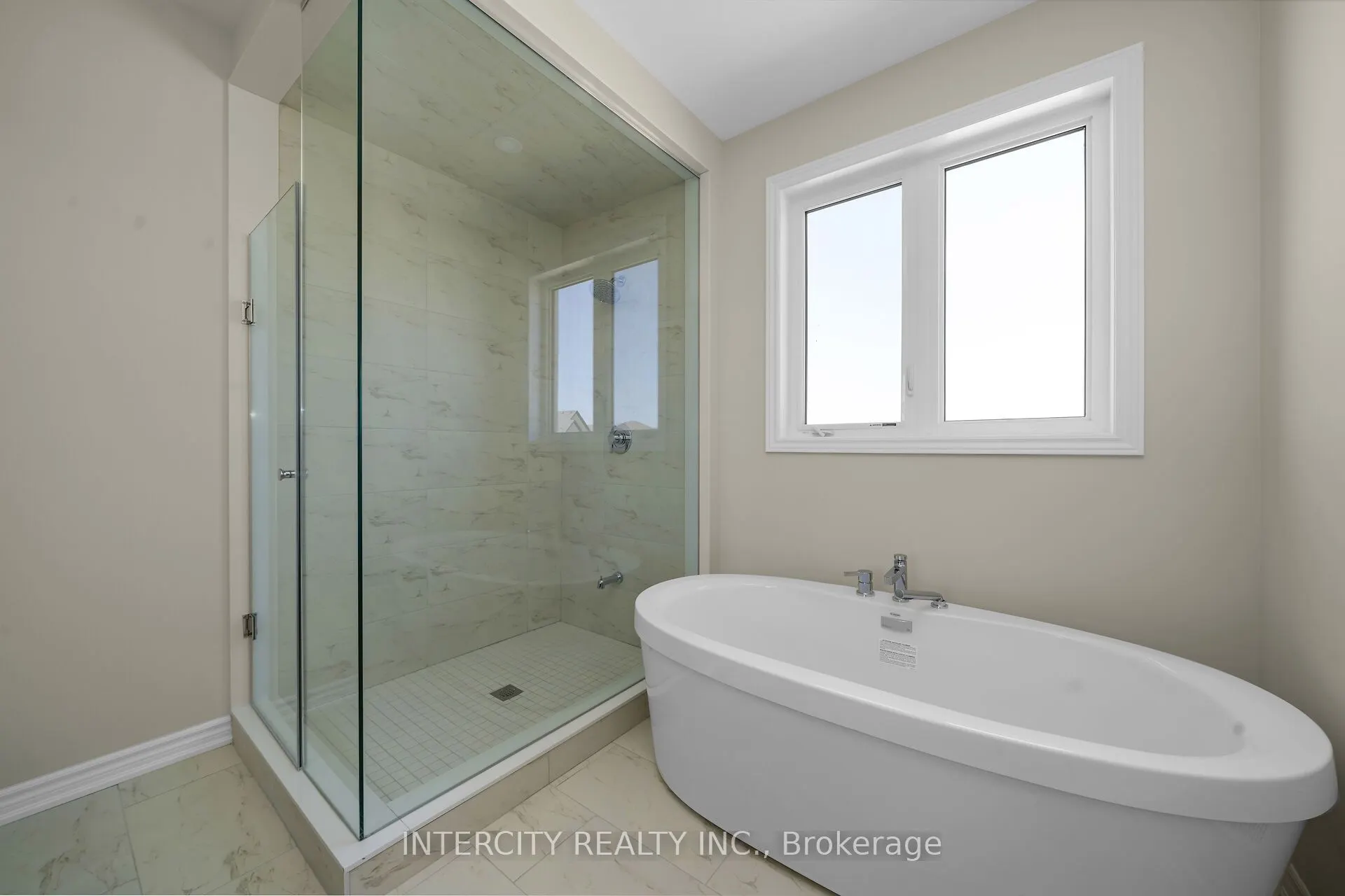 32 Damara Road #Lot 70