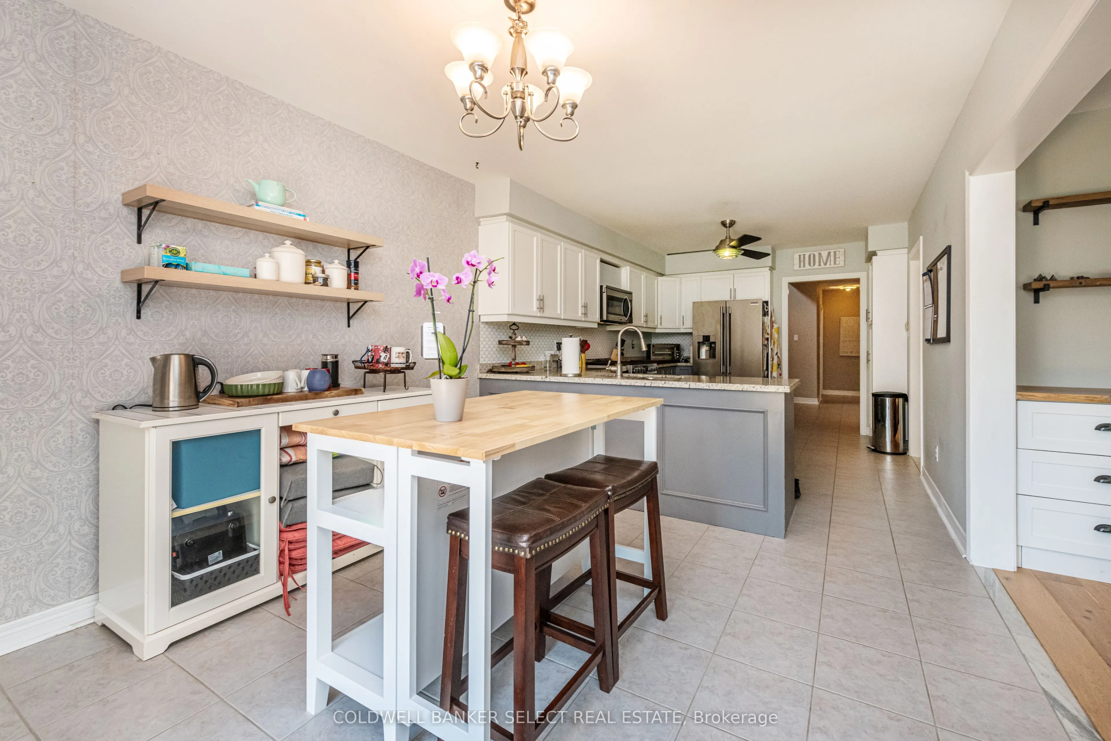32 Coolspring Crescent