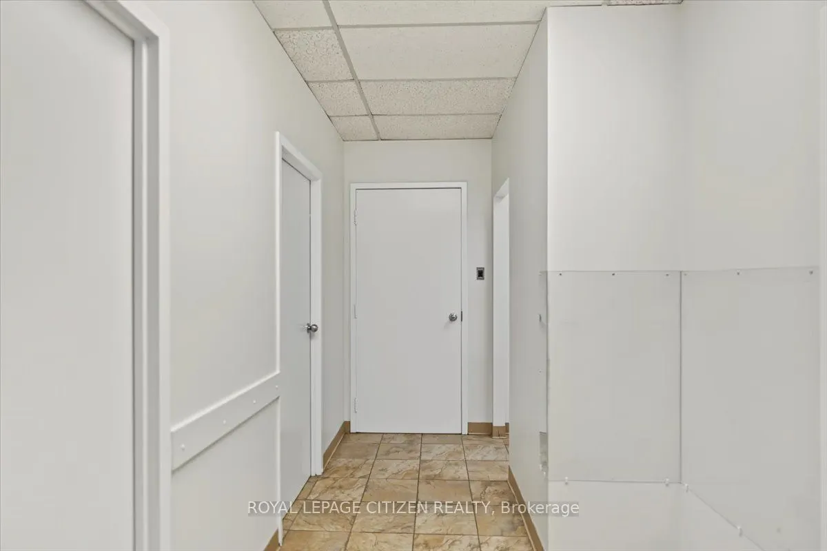 3530 Derry Road E #202