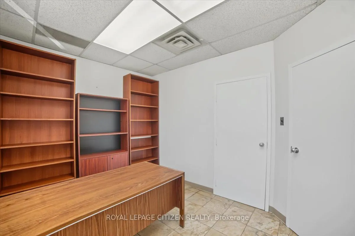 3530 Derry Road E #202