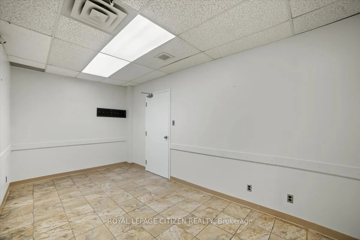3530 Derry Road E #202