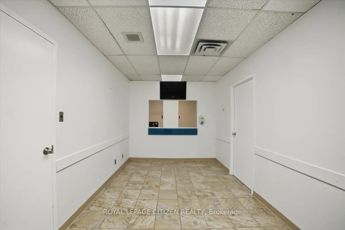 3530 Derry Road E #202