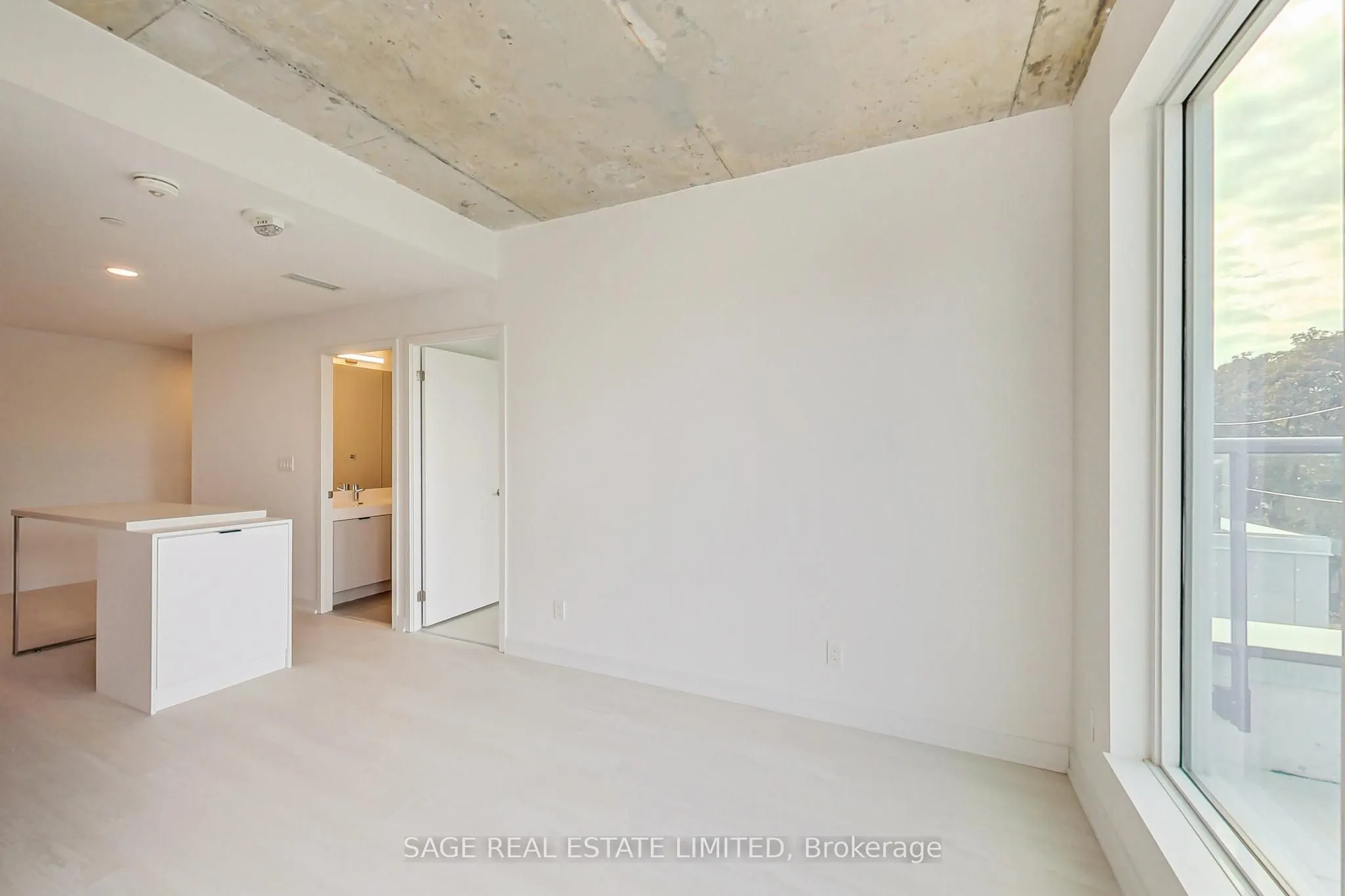 57 Brock Avenue #405