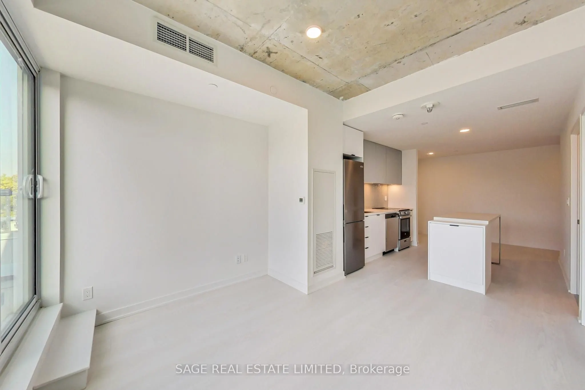 57 Brock Avenue #405