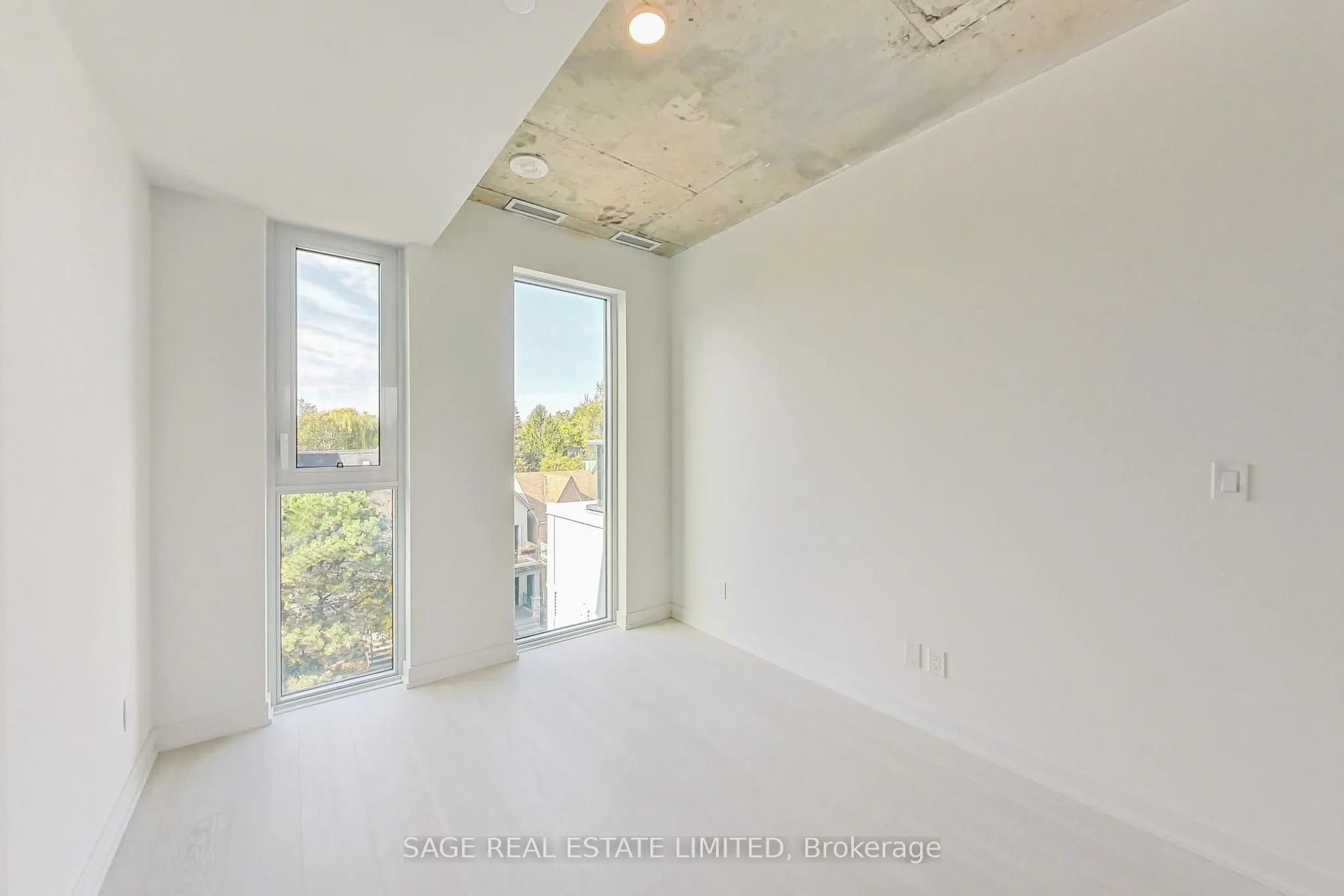 57 Brock Avenue #405
