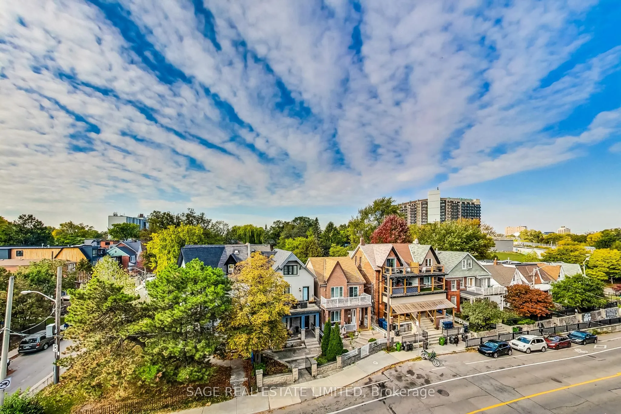 57 Brock Avenue #405