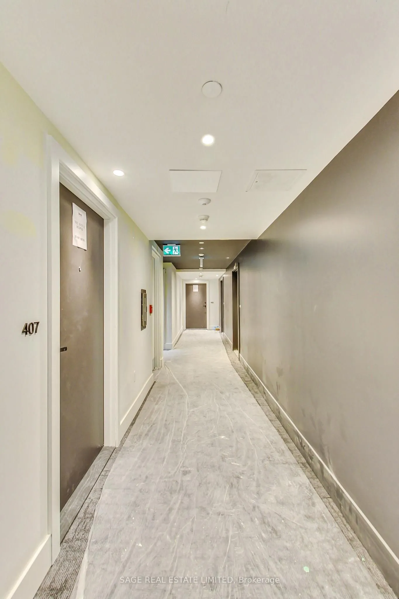 57 Brock Avenue #405