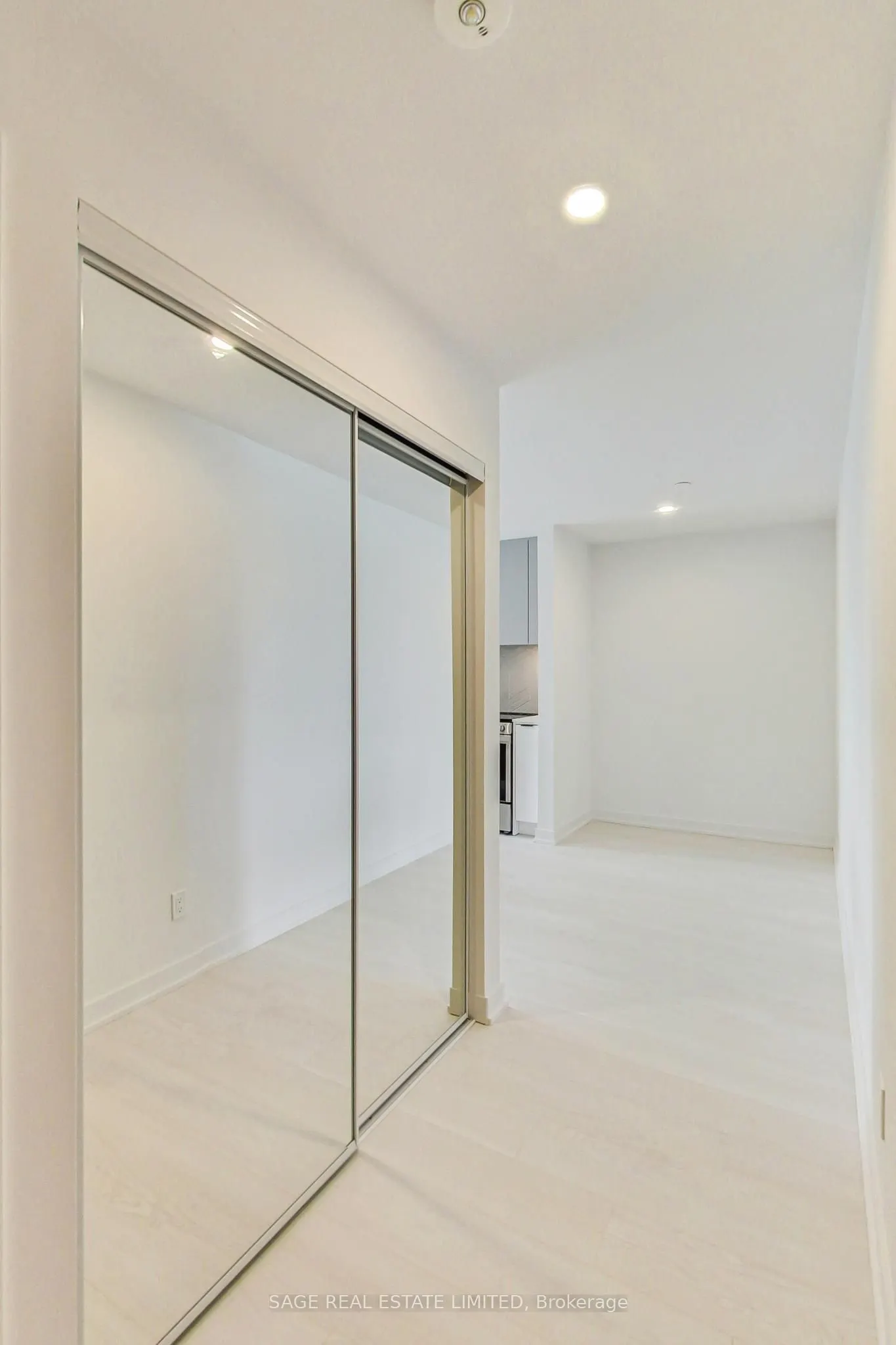 57 Brock Avenue #405