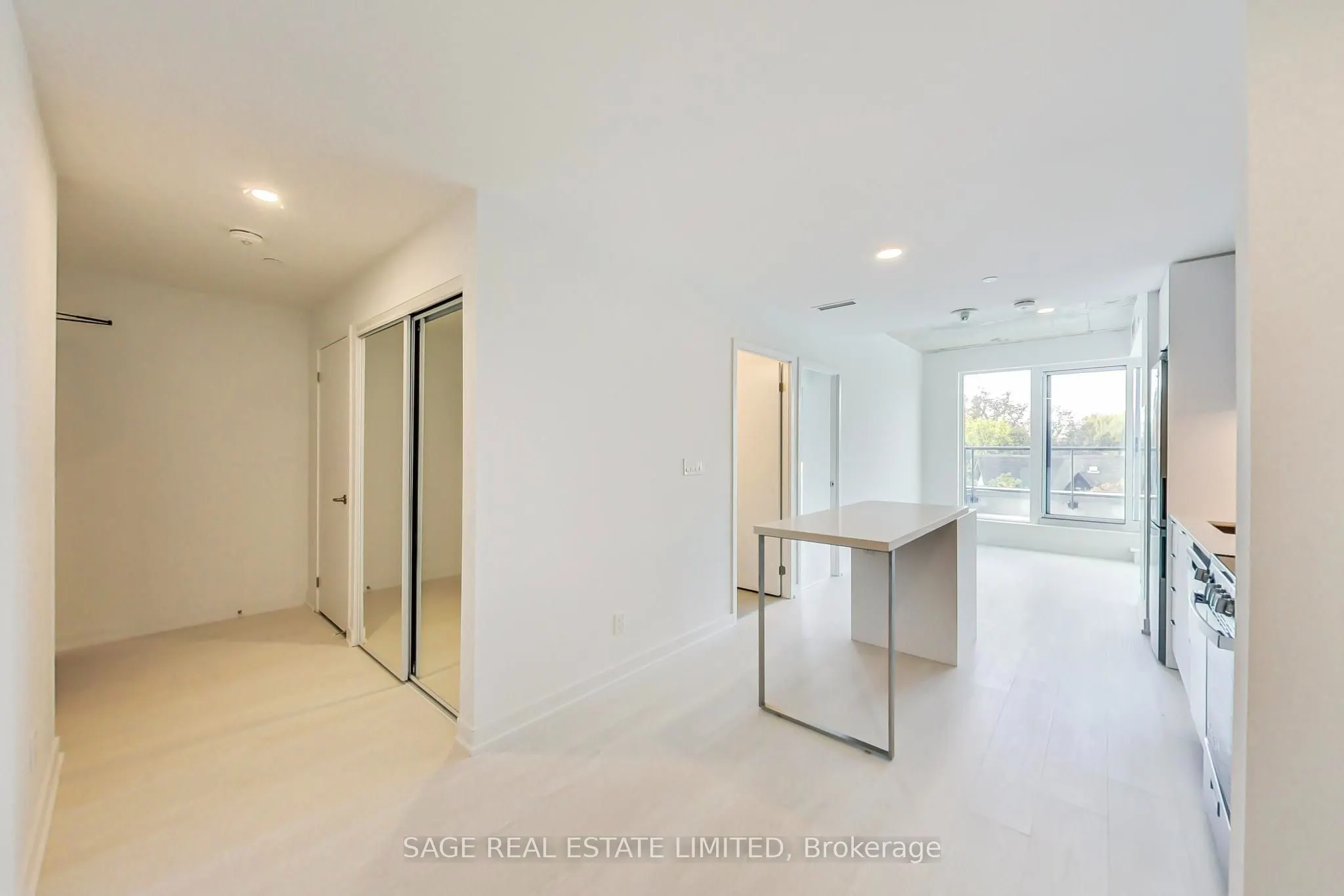 57 Brock Avenue #405