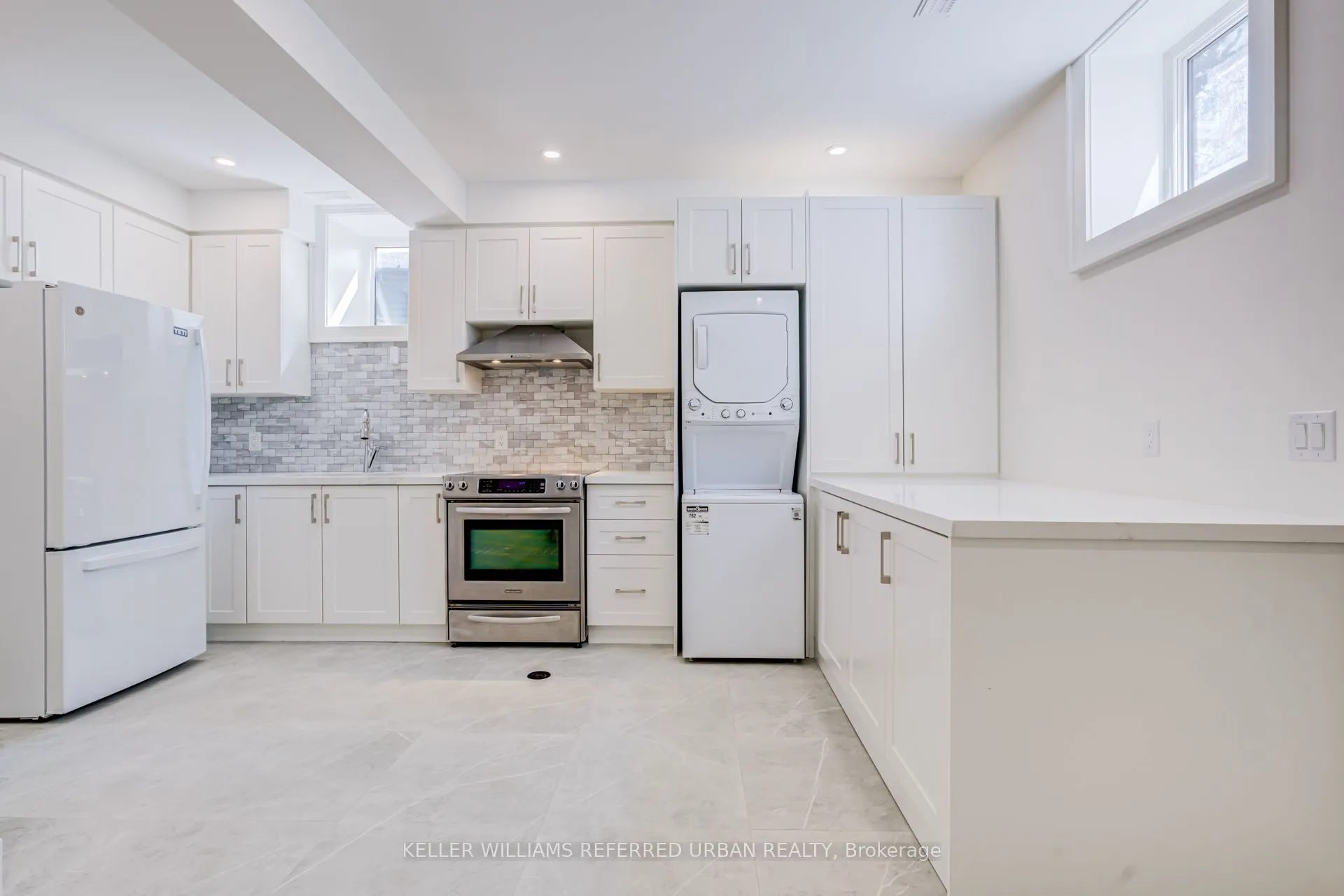 5 Bradbury Crescent