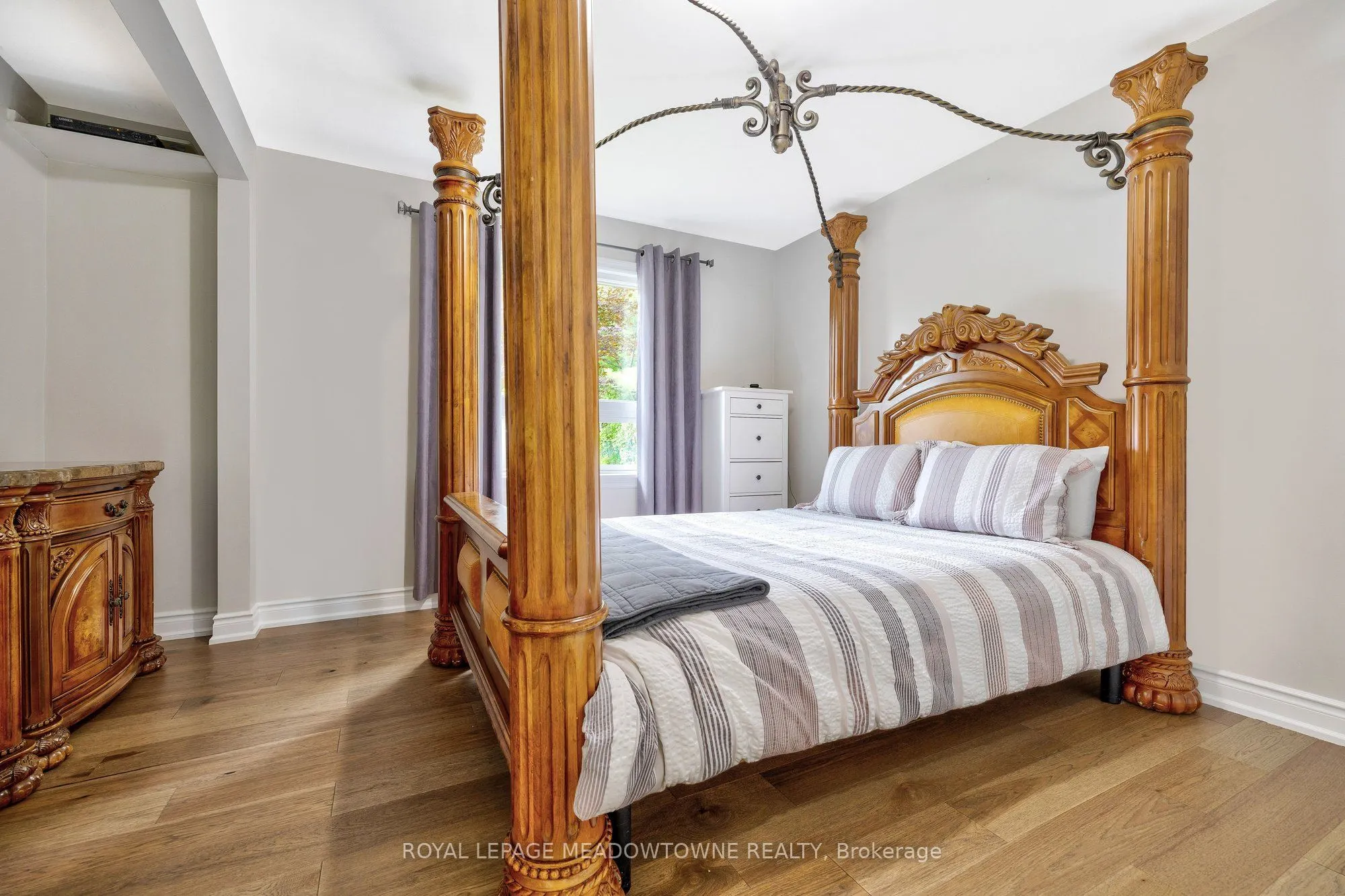 46 Hewson Crescent