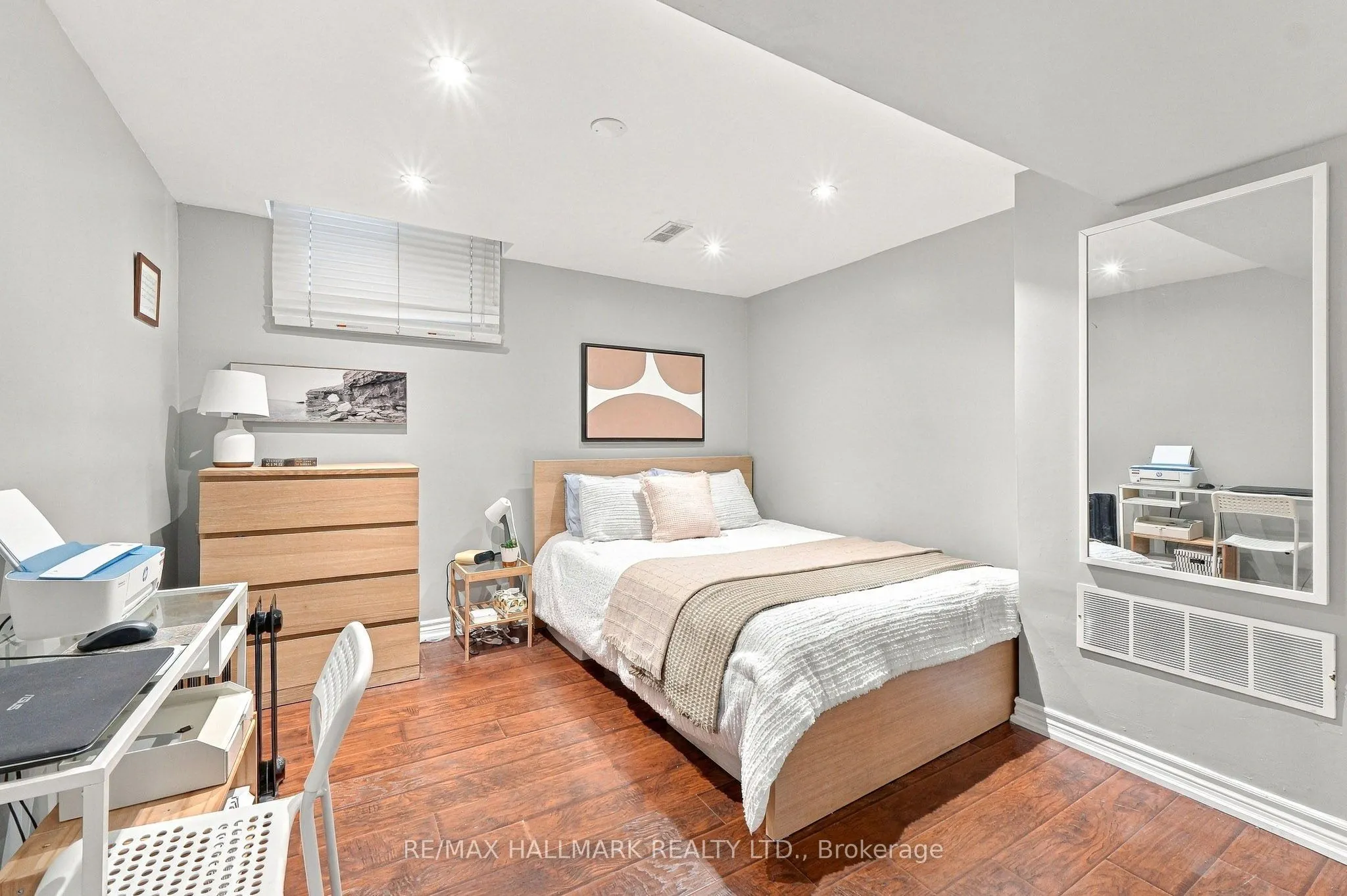 1246 Winterbourne Drive