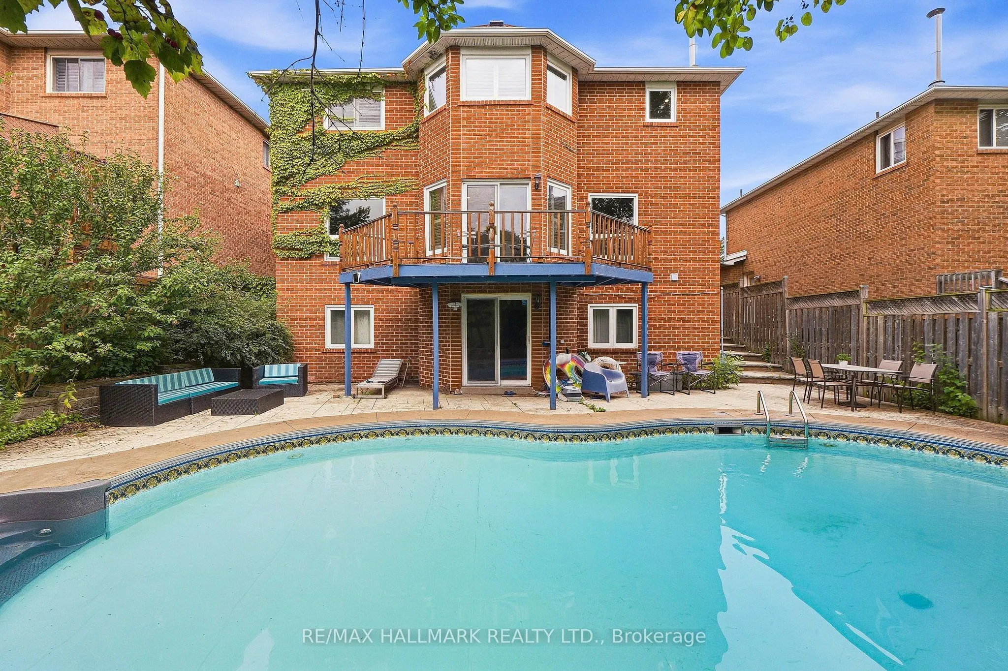 1246 Winterbourne Drive
