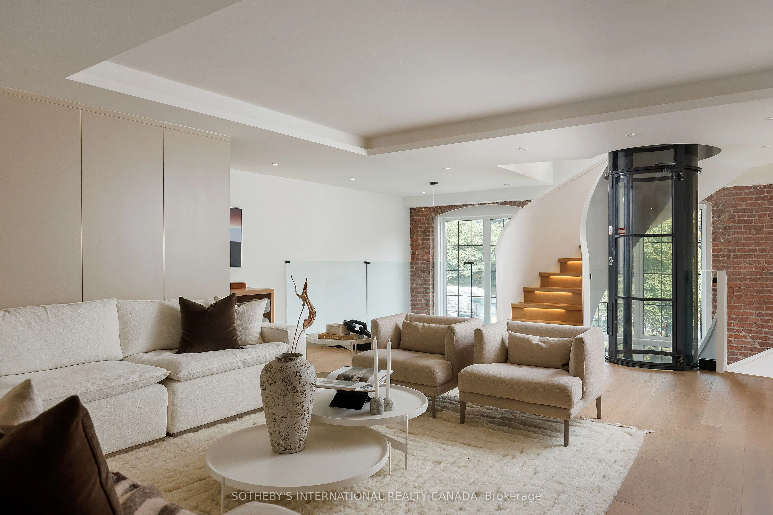 1100 Lansdowne Avenue #339