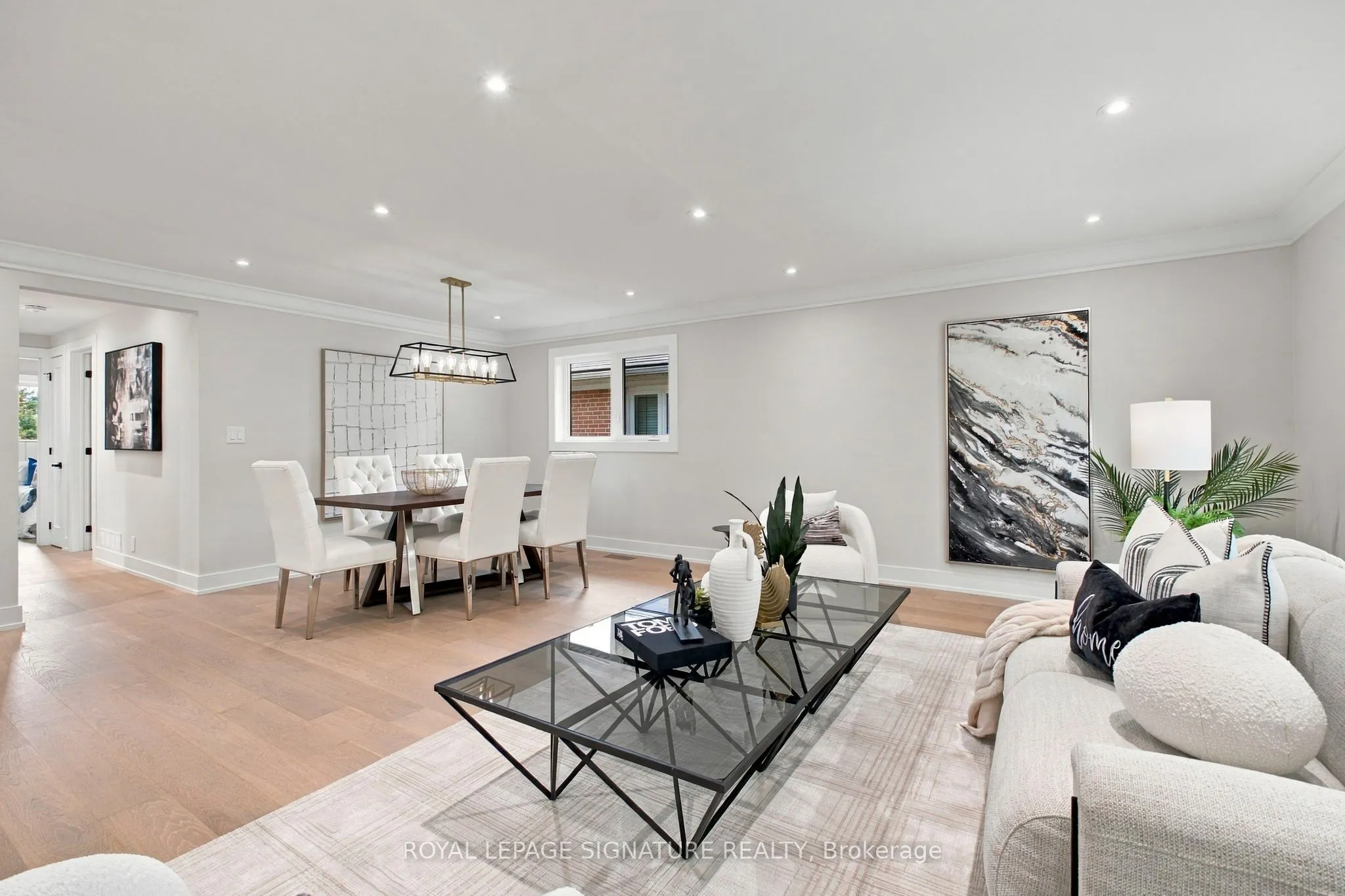 11 Brook Tree Crescent
