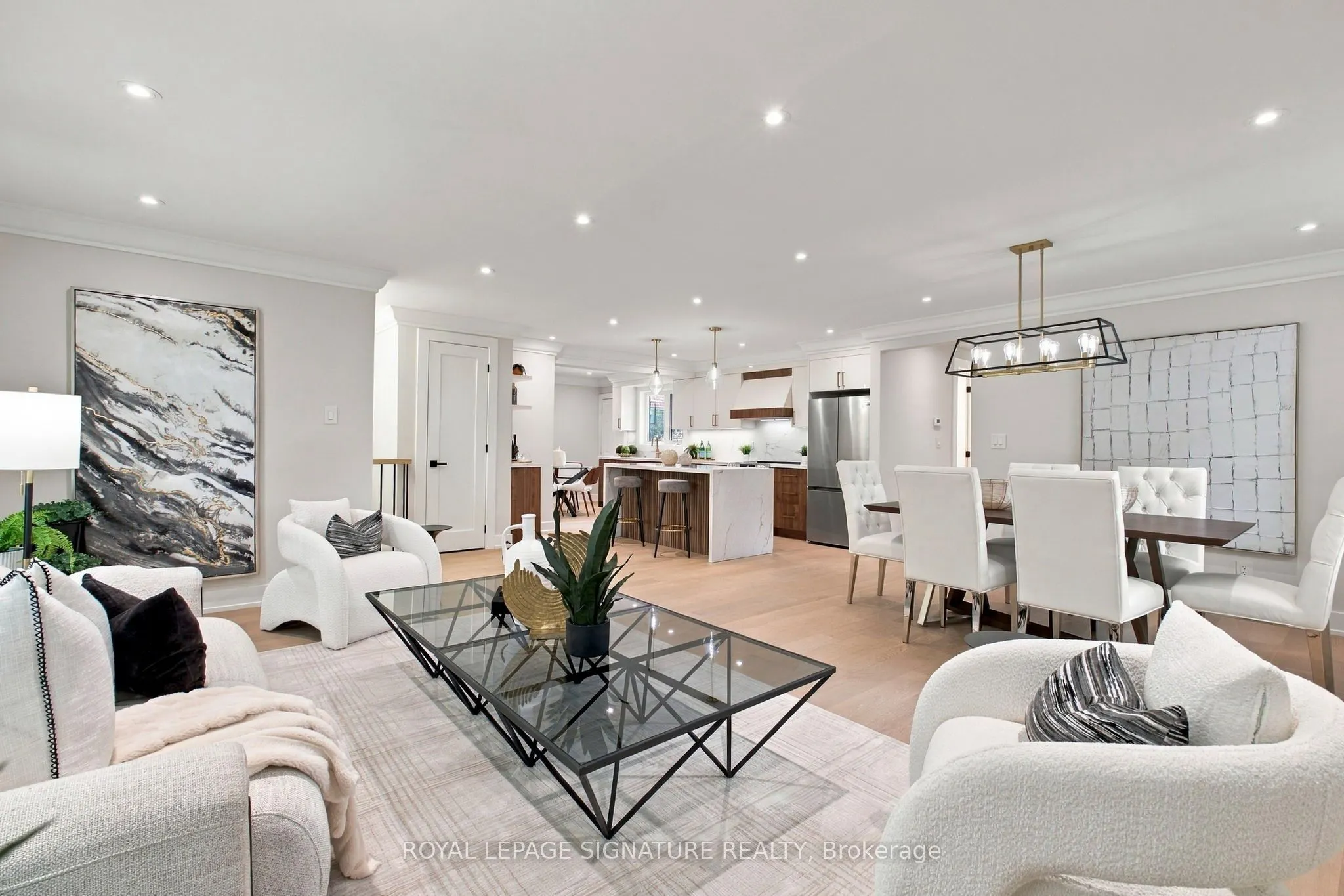 11 Brook Tree Crescent