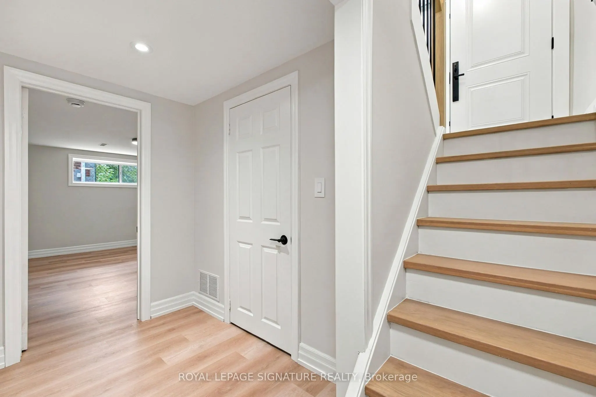 11 Brook Tree Crescent