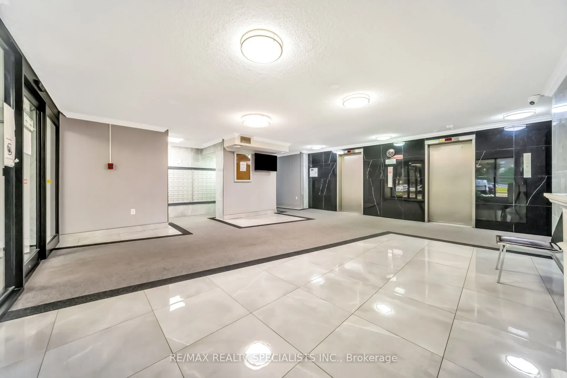 4 Kings Cross Road #1008