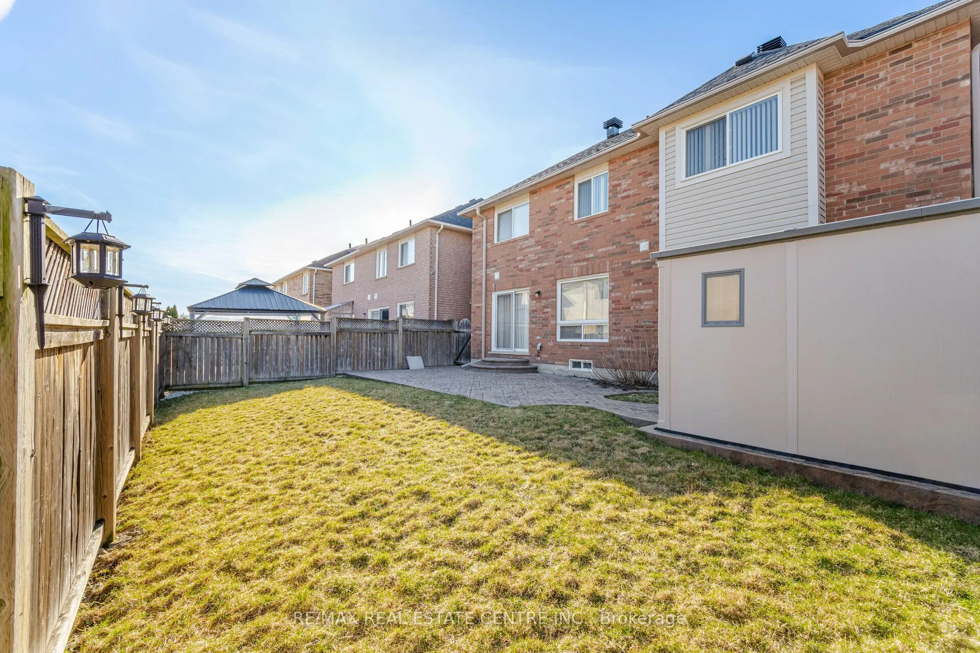 15 Mendoza Drive #Upper