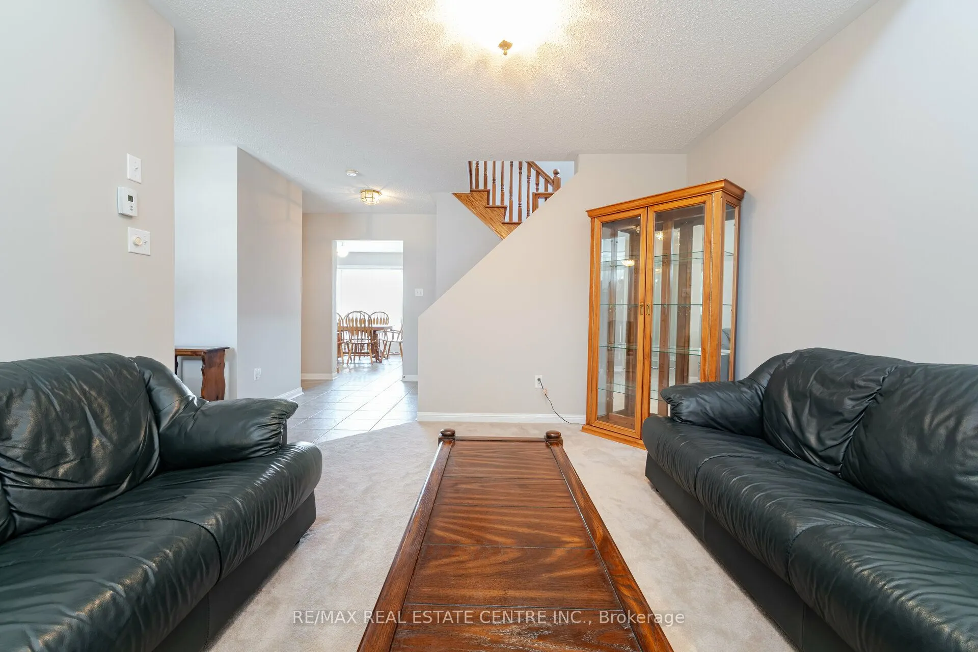 15 Mendoza Drive #Upper
