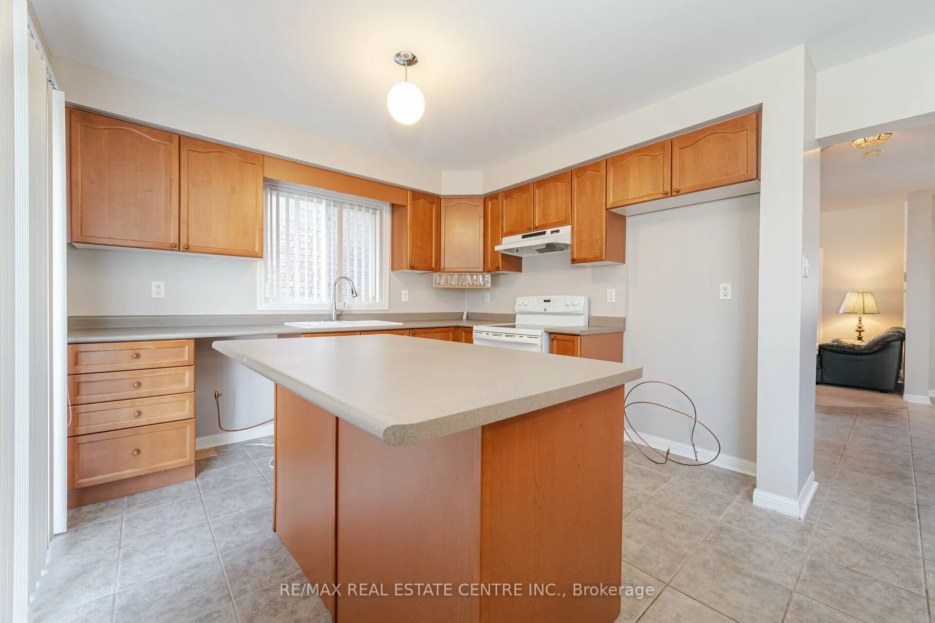15 Mendoza Drive #Upper