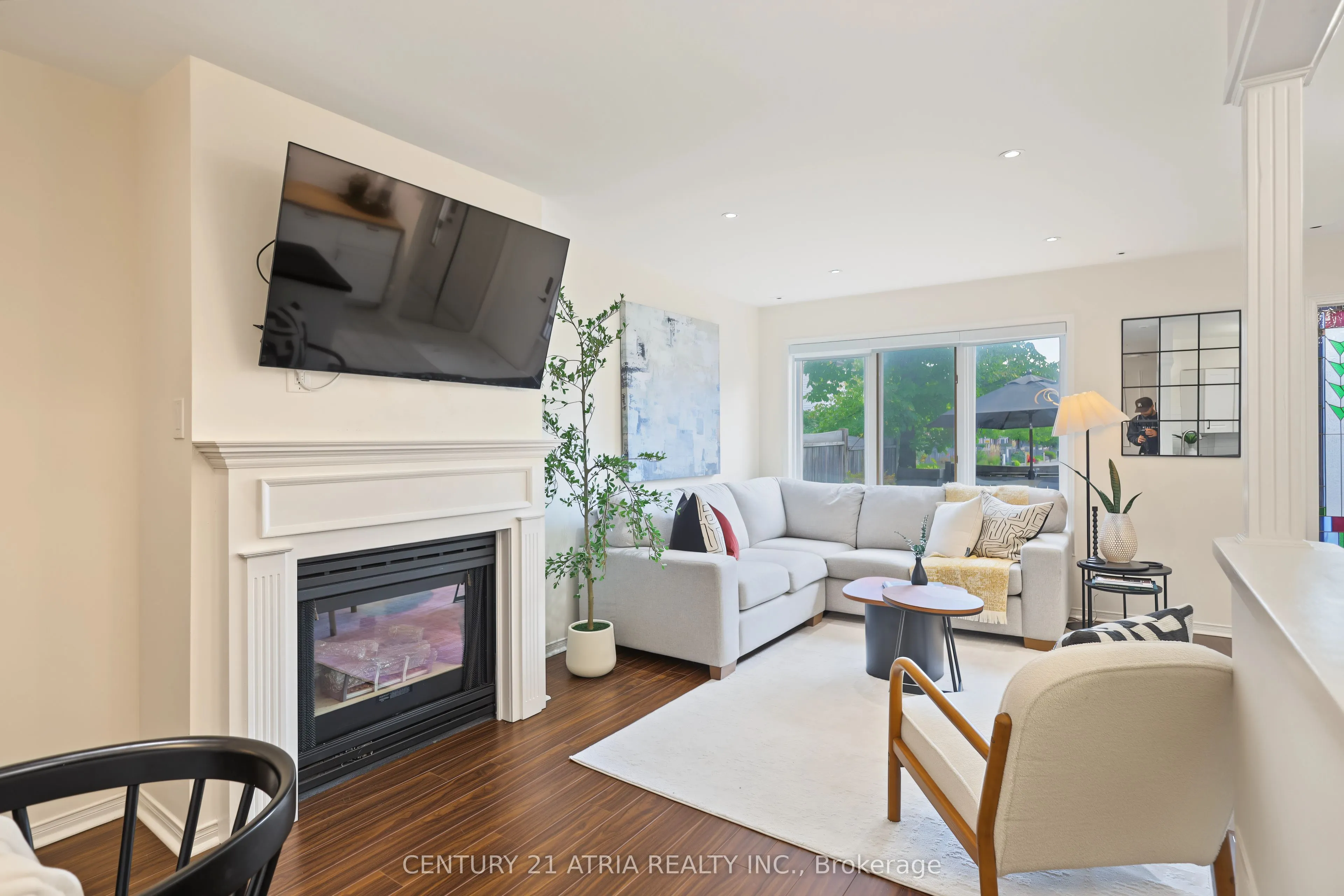 1241 Parkwest Place #5