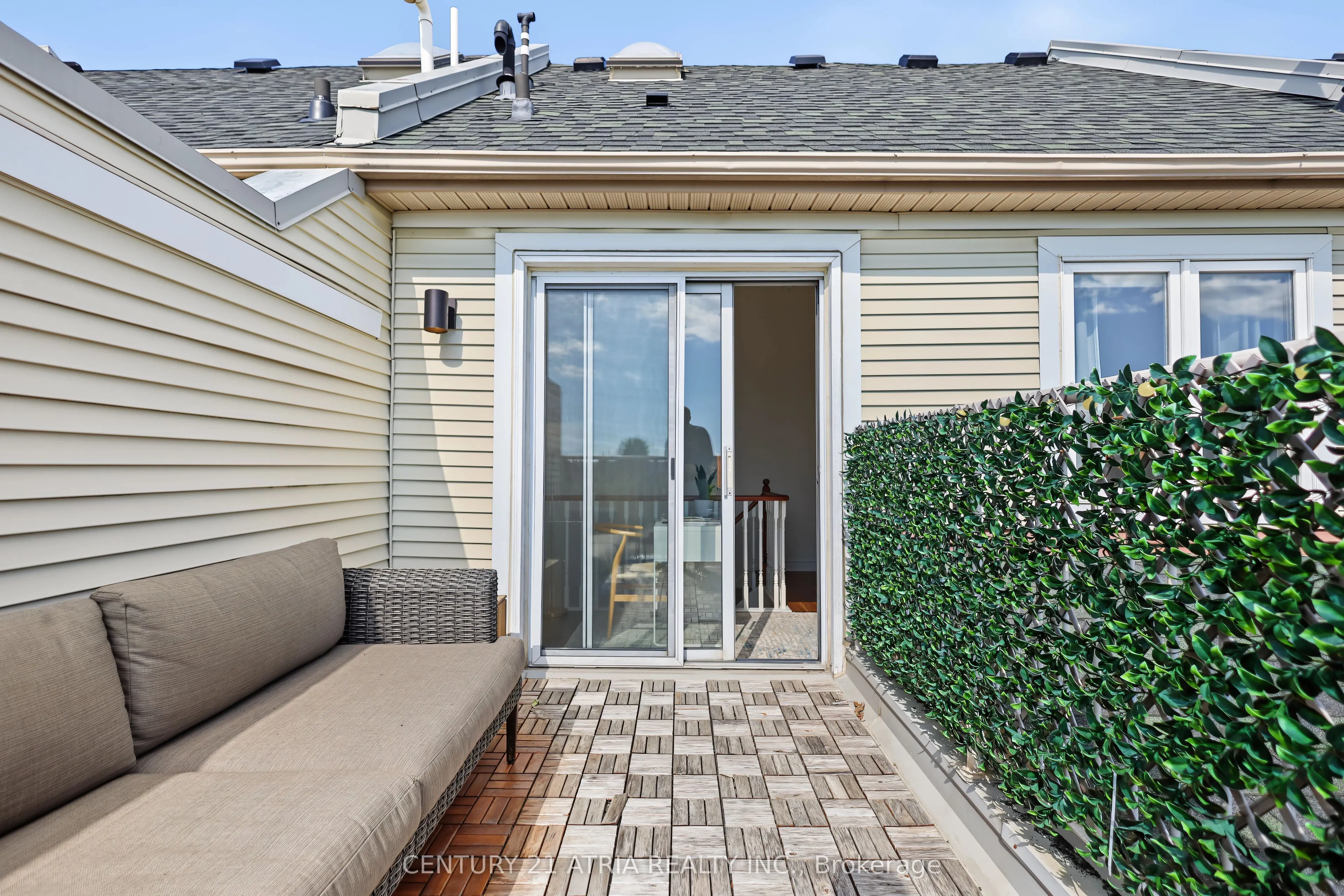 1241 Parkwest Place #5