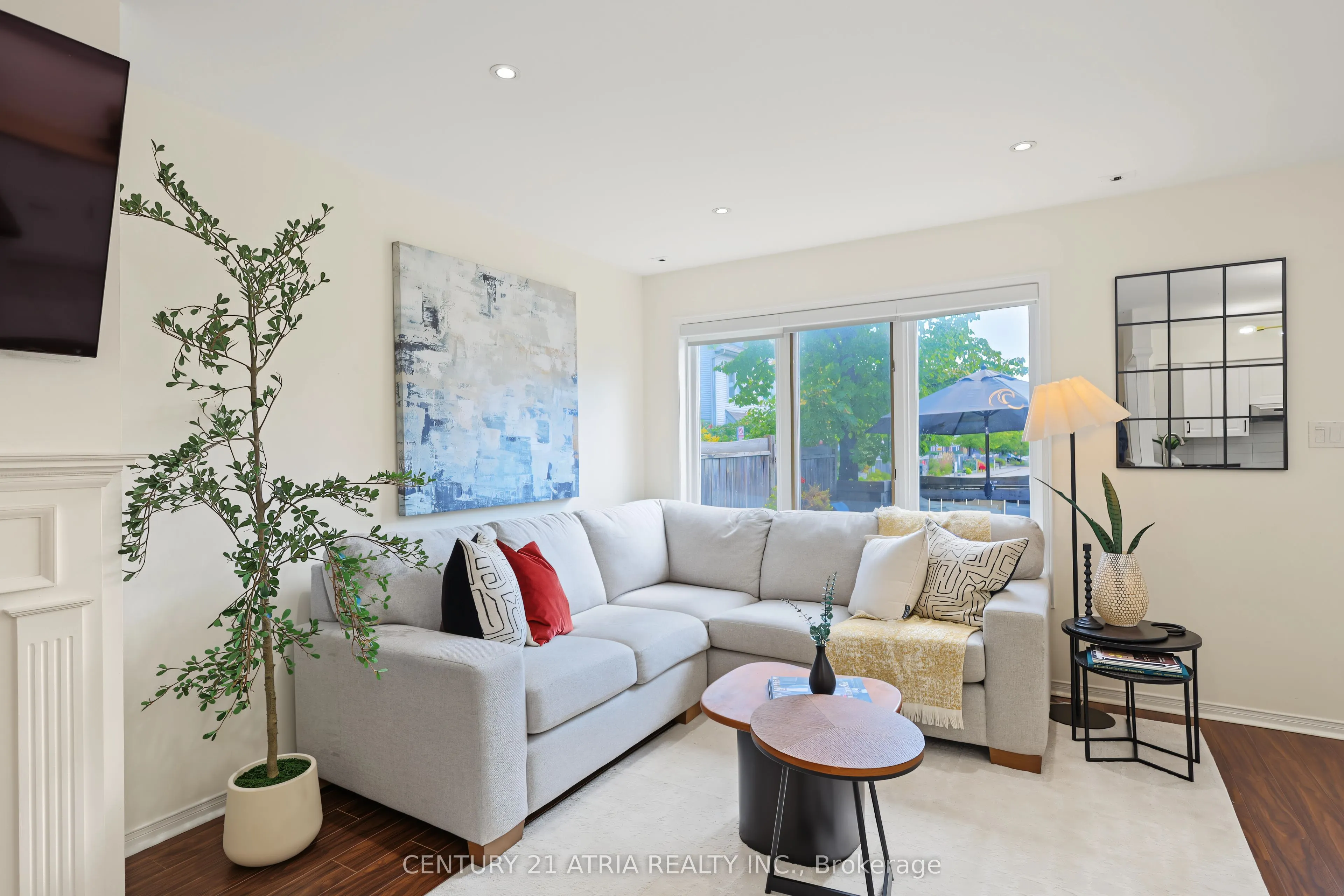 1241 Parkwest Place #5