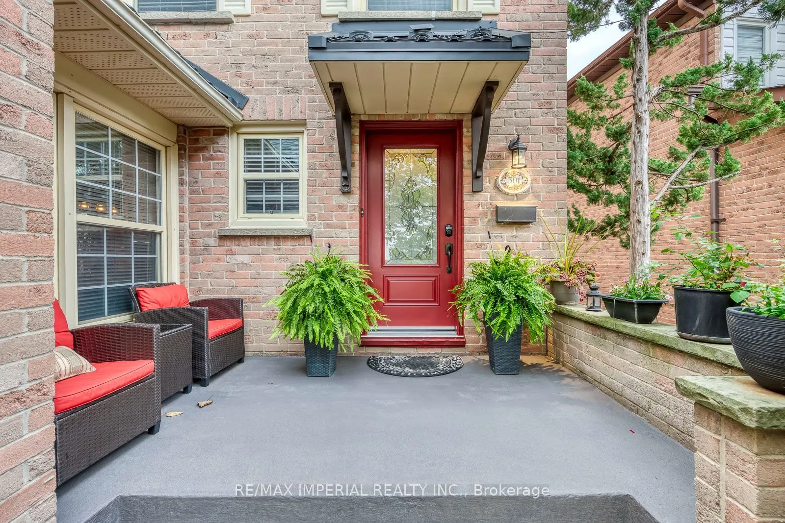 301 Kingsbridge Garden Circle