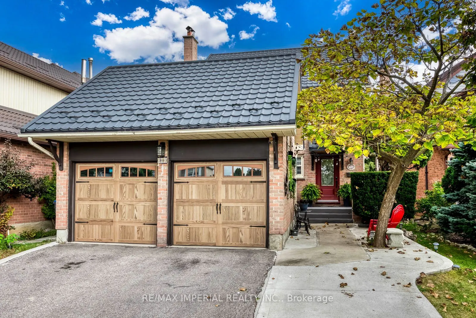 301 Kingsbridge Garden Circle