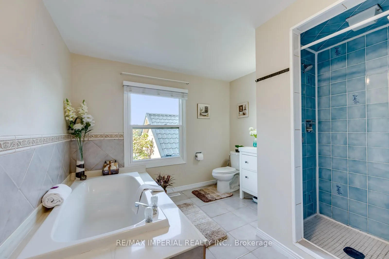 301 Kingsbridge Garden Circle