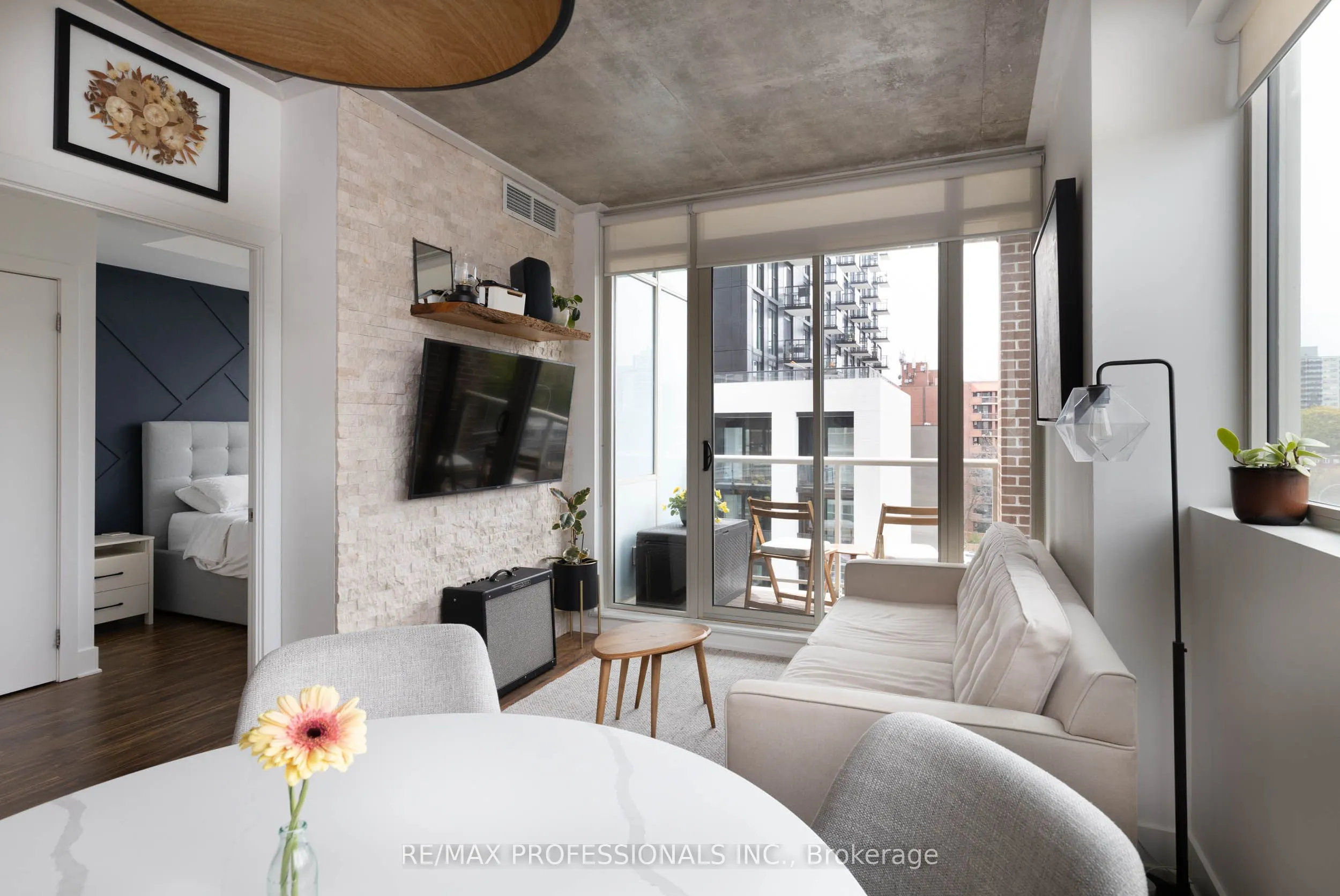 1638 Bloor Street W #410