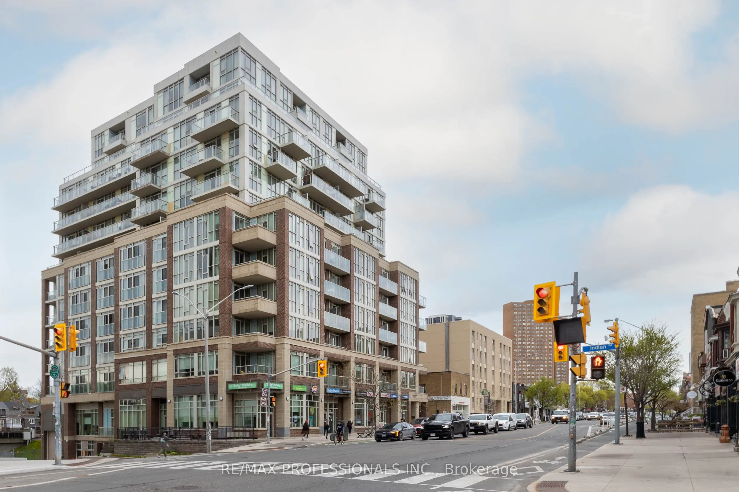 1638 Bloor Street W #410