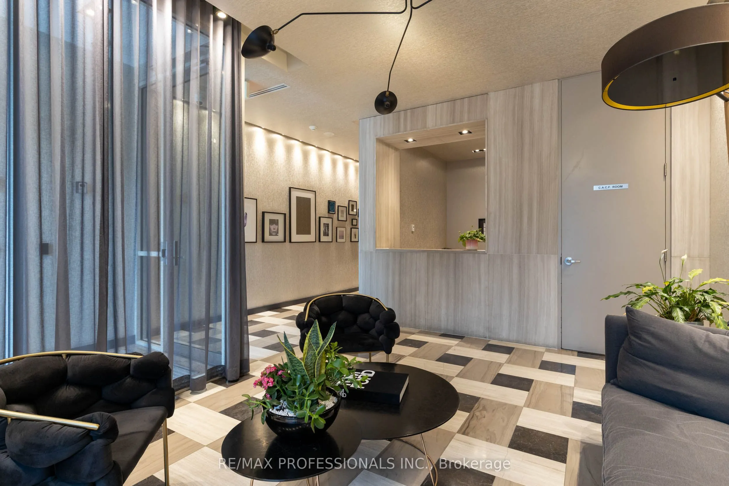1638 Bloor Street W #410