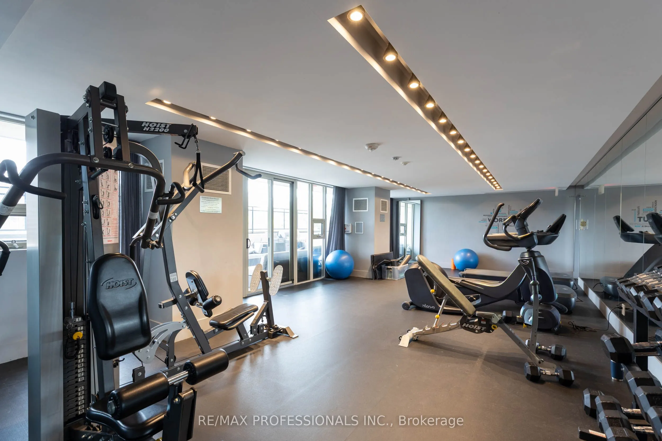 1638 Bloor Street W #410
