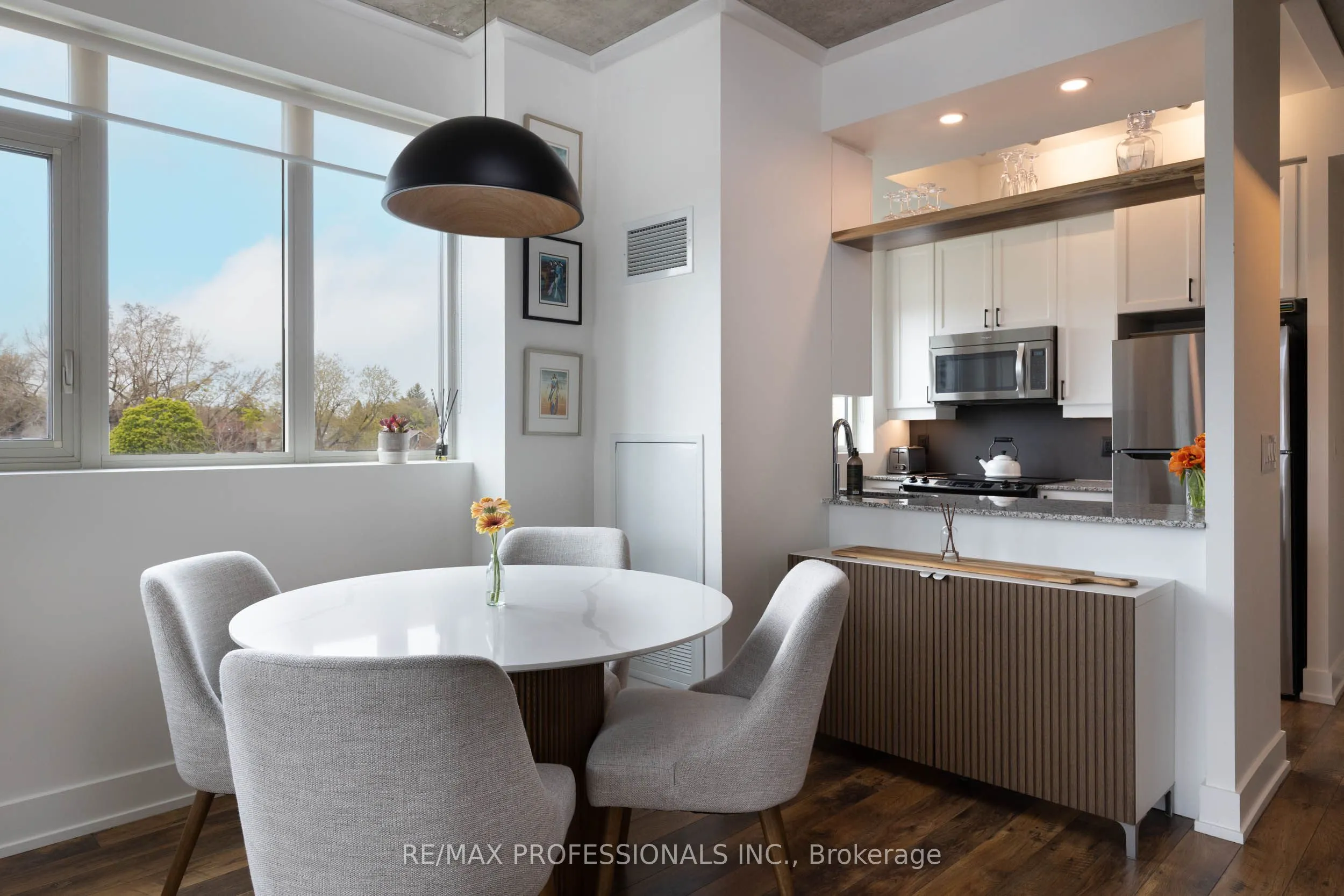 1638 Bloor Street W #410