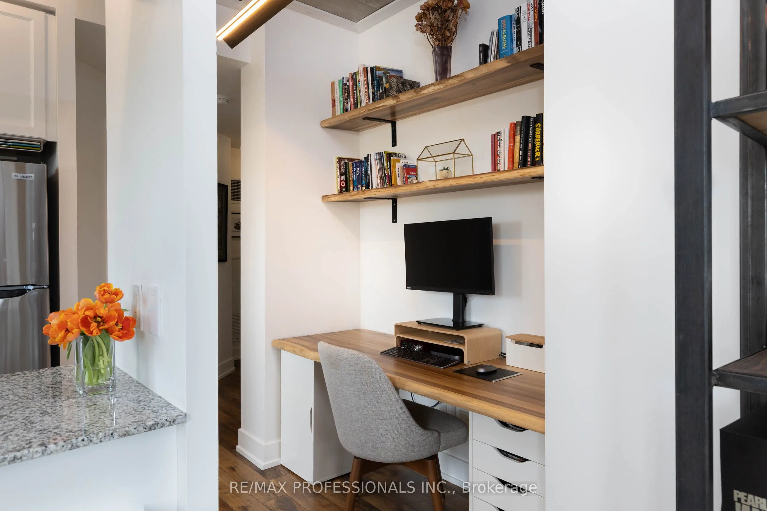 1638 Bloor Street W #410