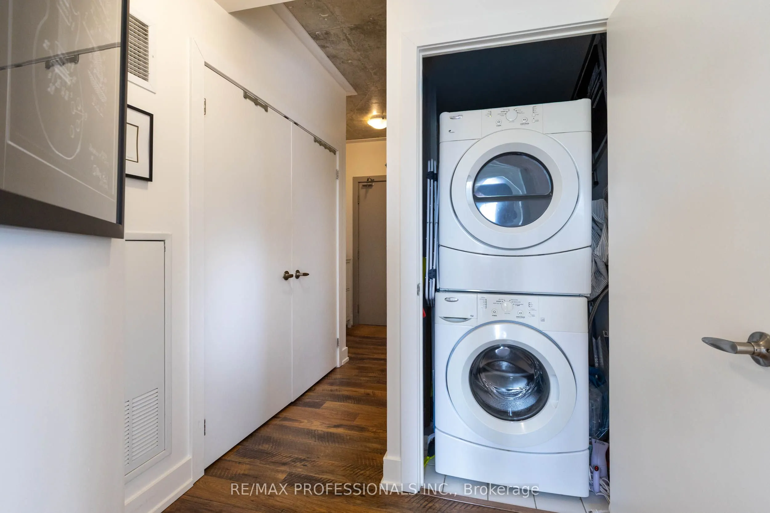 1638 Bloor Street W #410
