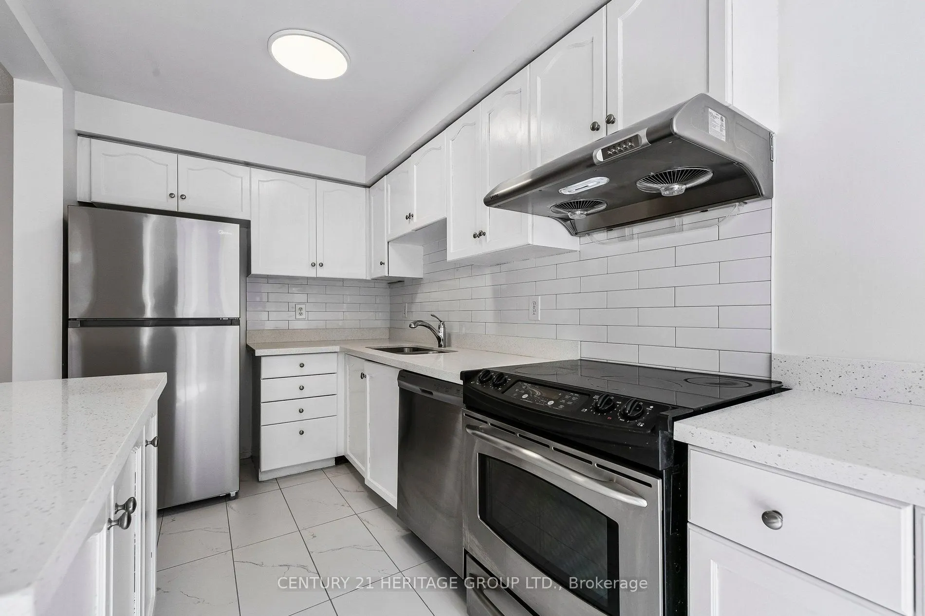 3920 Zenith Court