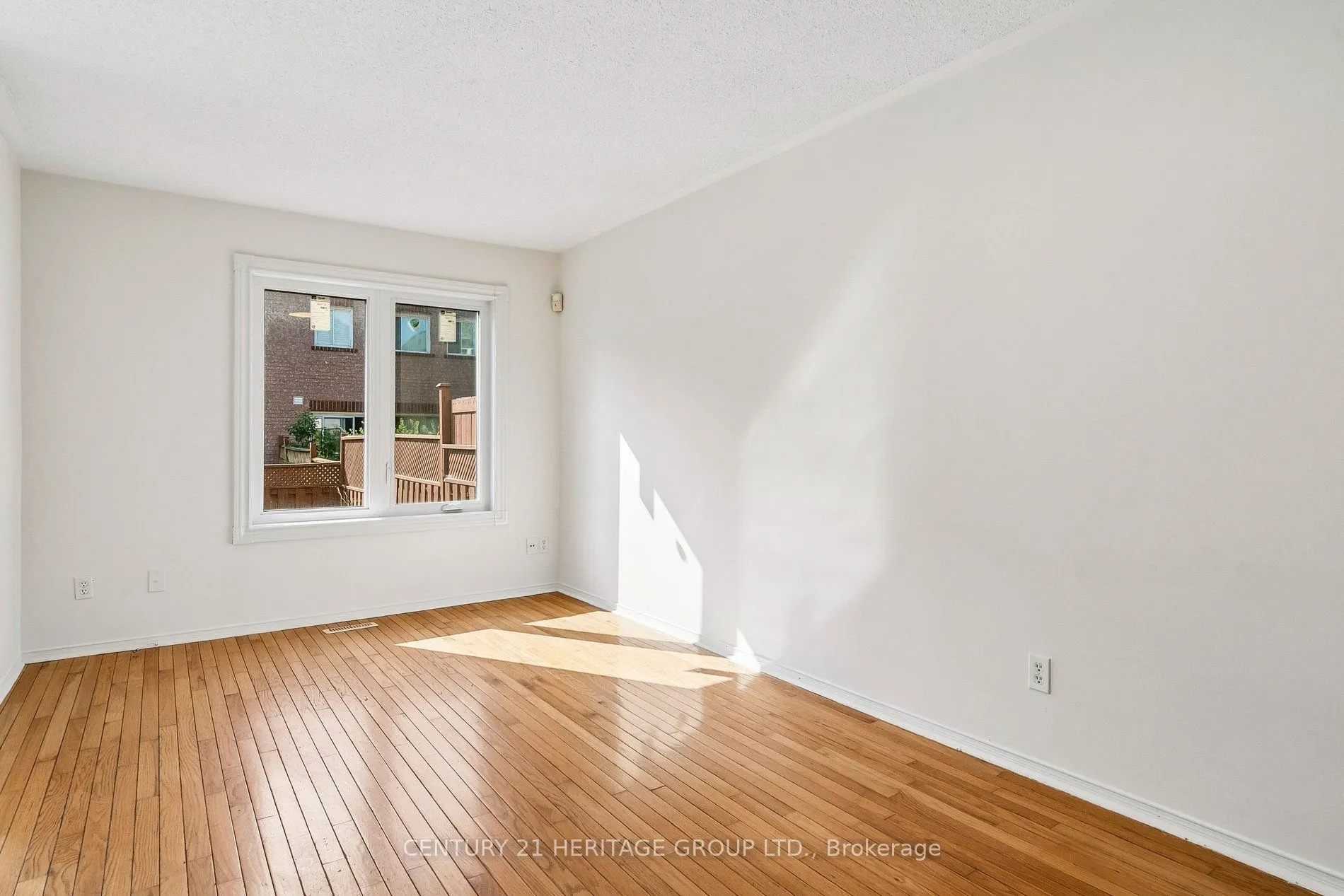 3920 Zenith Court