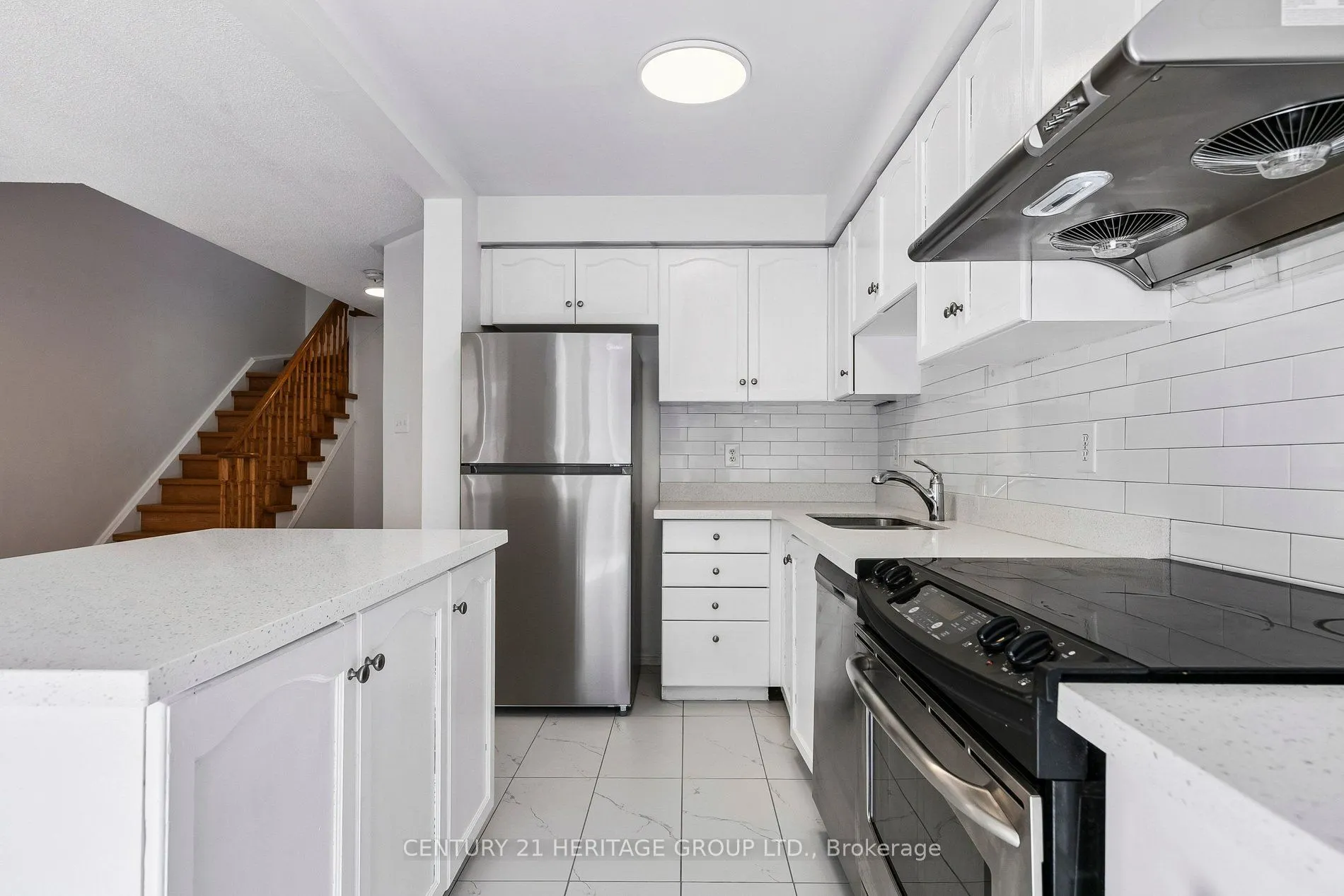 3920 Zenith Court