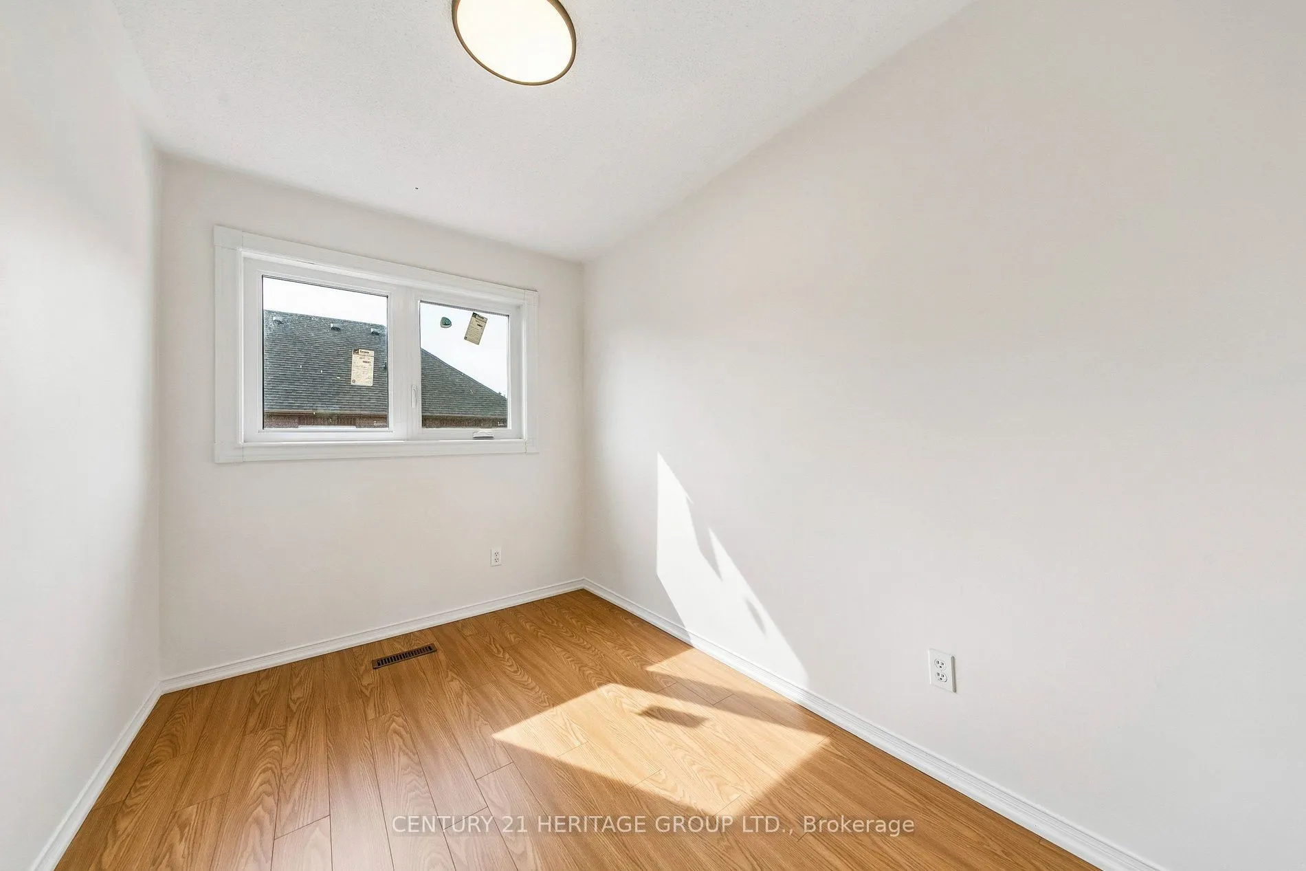 3920 Zenith Court